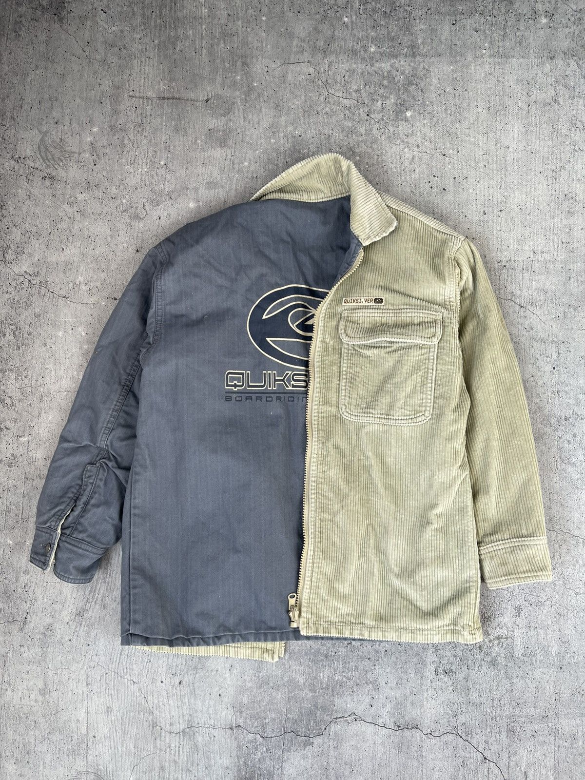 Quiksilver Vintage Quiksilver Big Logo Two Sided Corduroy Y2K Jacket Size US XS / EU 42 / 0 - 1 Thumbnail