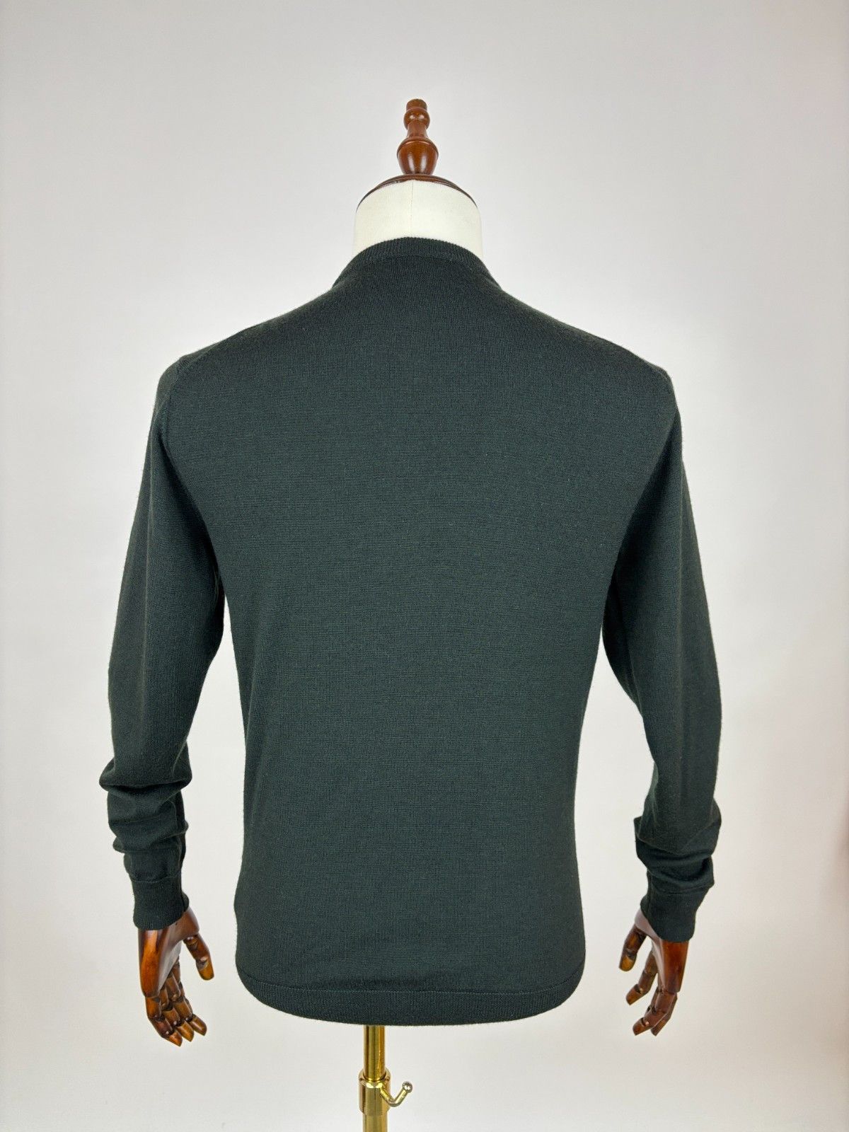 Cos COS Merino Wool Cardigan Sweater Jumper V-neck Size US S / EU 44-46 / 1 - 15 Thumbnail