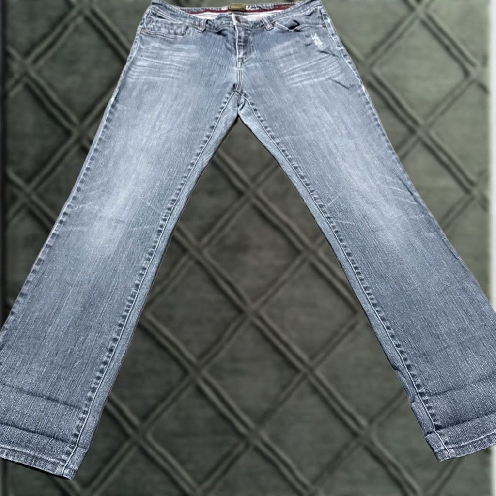 Denime Indigo Palms Jeans Women Blue Distressed Low-Rise Straight 8R Denim Distressed Zip Fly 5-Pocket Mens? Size 30" / US 8 / IT 44 - 1 Thumbnail