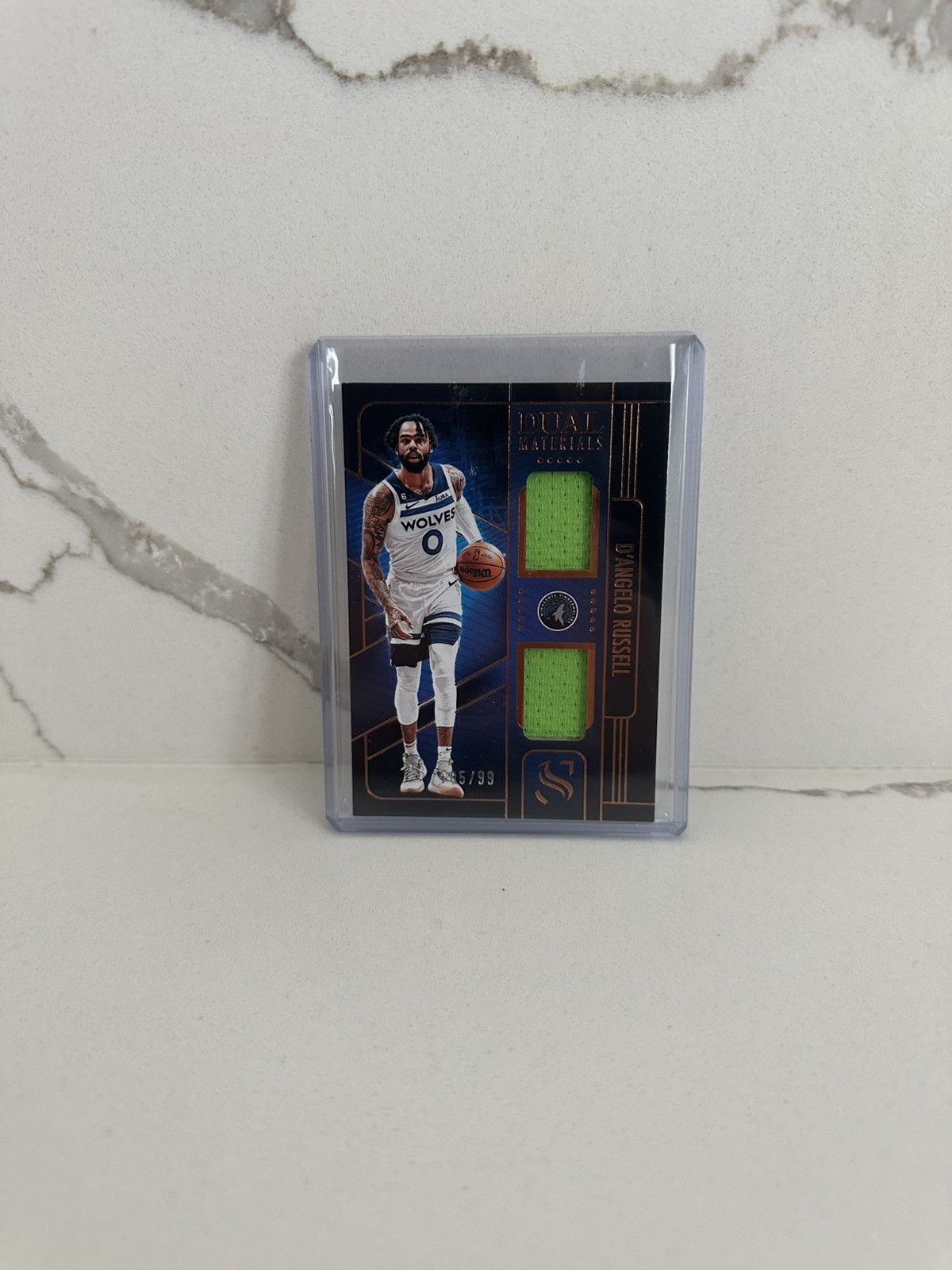 NBA Panini Silhouette D’Angelo Russell Dual jersey Material card Size ONE SIZE - 1 Thumbnail