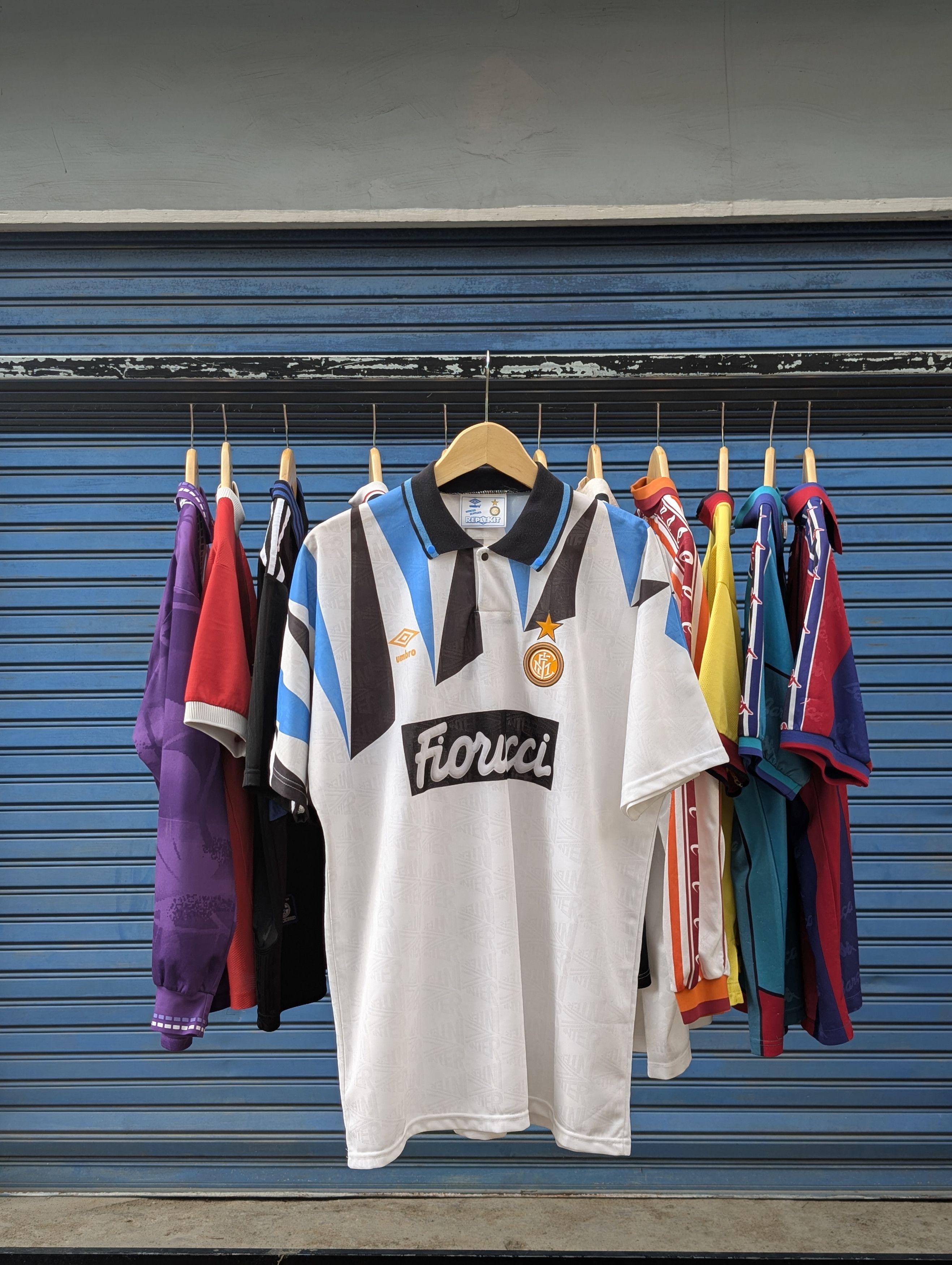 Umbro Inter Away 1992/1993 Original Size US XL / EU 56 / 4 - 1 Thumbnail