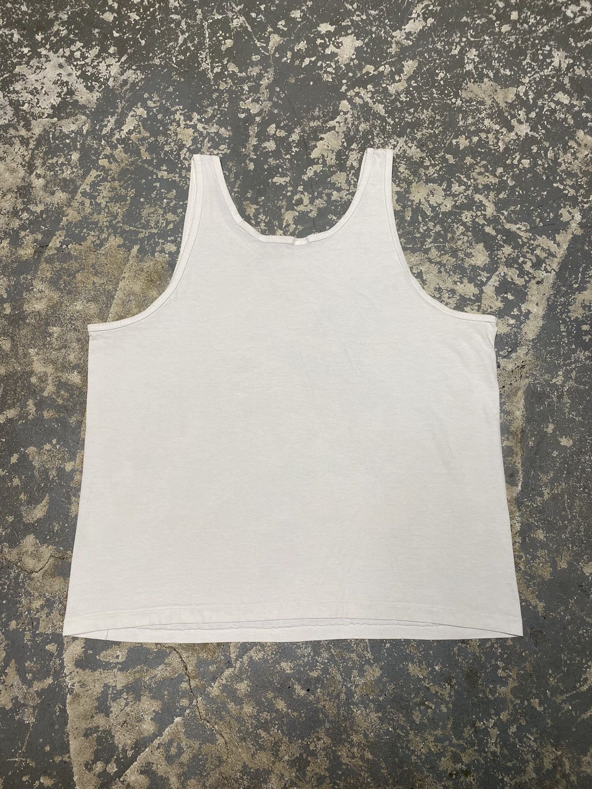 Mickey Mouse × Vintage Vintage Mickey Mouse & Friends Rollerblading Skates Tank Top Size US L / EU 52-54 / 3 - 8 Thumbnail