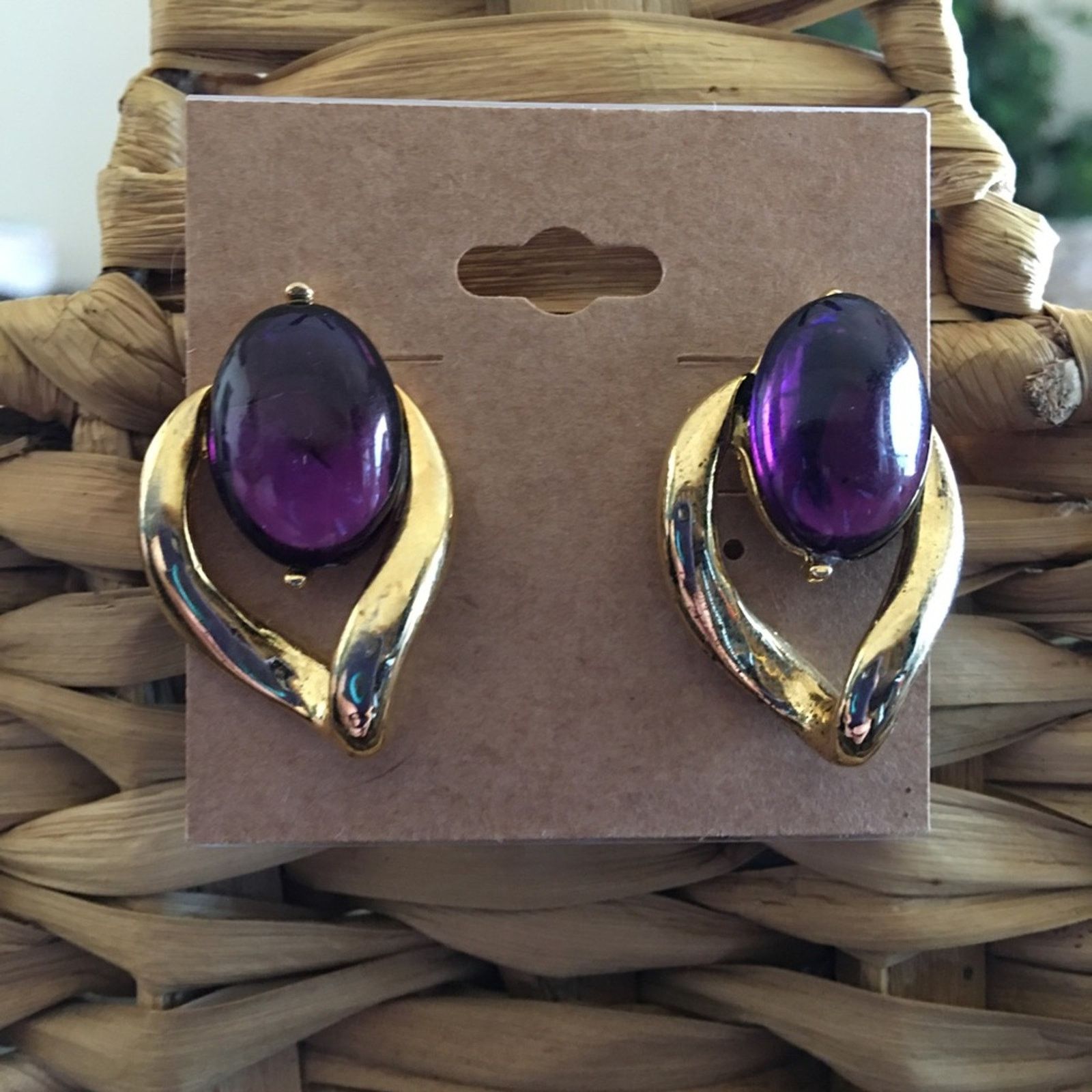 Vintage Vintage purple glass cabochon gold tone earrings Size ONE SIZE - 1 Thumbnail