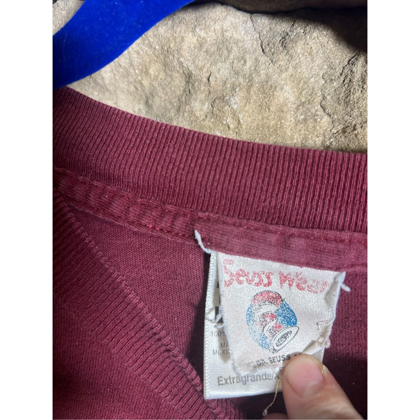 Vintage Men’s XL - Vintage 1997 Dr. Suess The Grunch Tshirt Tultex C Size US XL / EU 56 / 4 - 5 Thumbnail