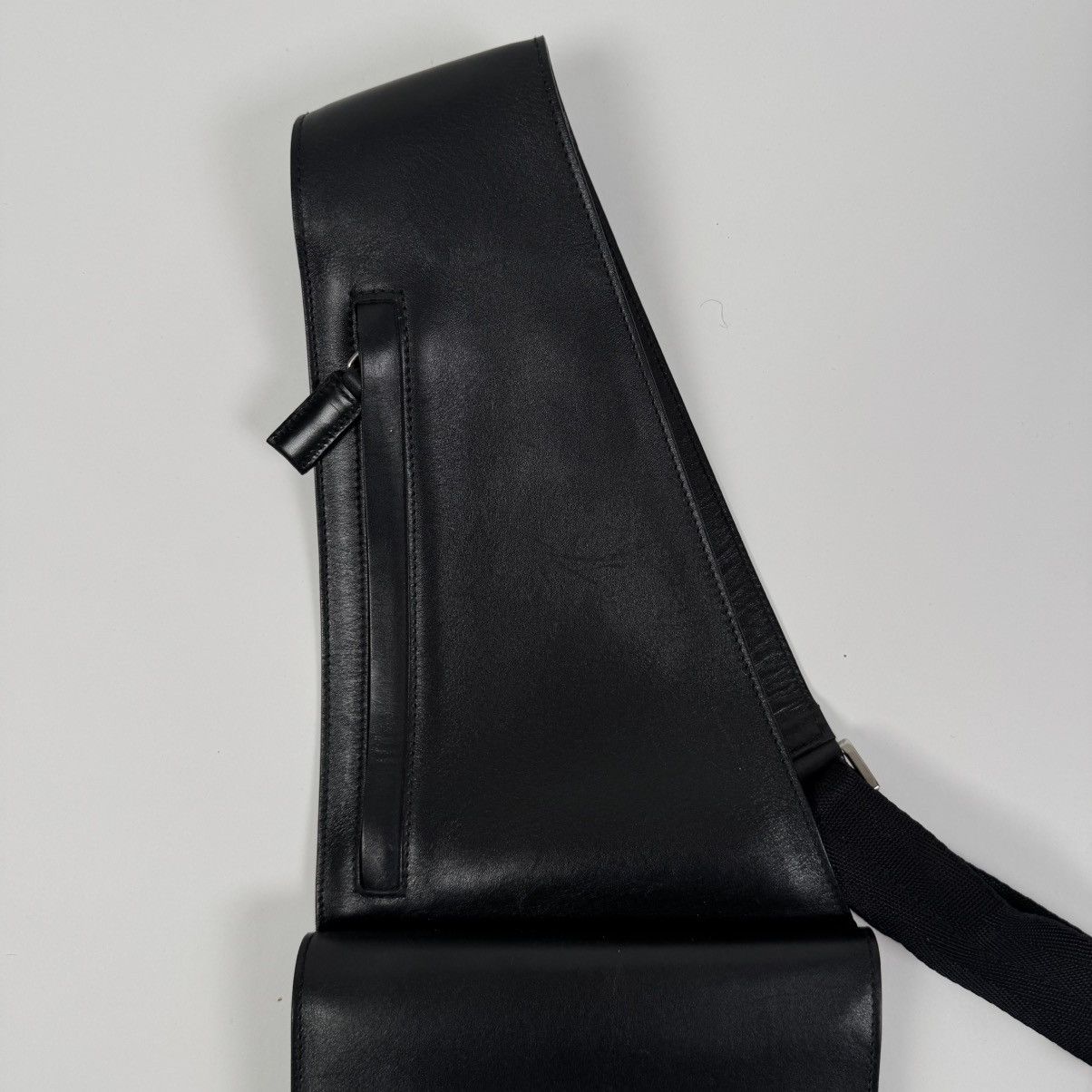 Prada Prada SS1999 Black Leather Crossbody Sling Holster Bag Size ONE SIZE - 3 Thumbnail