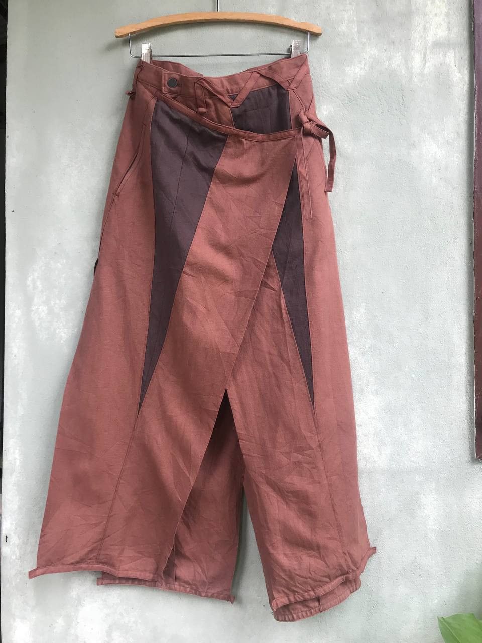 Designer × Issey Miyake Very Rare Design ISSEY MIYAKE Size 29" - 1 Thumbnail