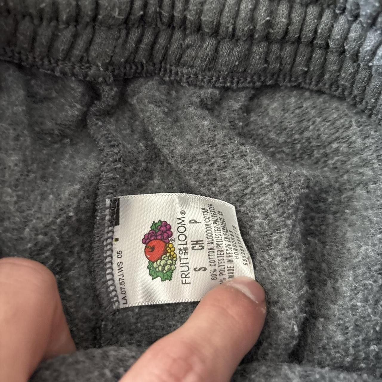Japanese Brand Crazy Vintage Y2K/2000s Dark Grey Essential Sweatpants! Size S Size US 30 / EU 46 - 6 Thumbnail