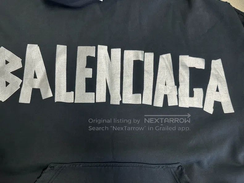 Balenciaga Balenciaga Pullover logo long-sleeve sweatshirt Size US S / EU 44-46 / 1 - 3 Thumbnail