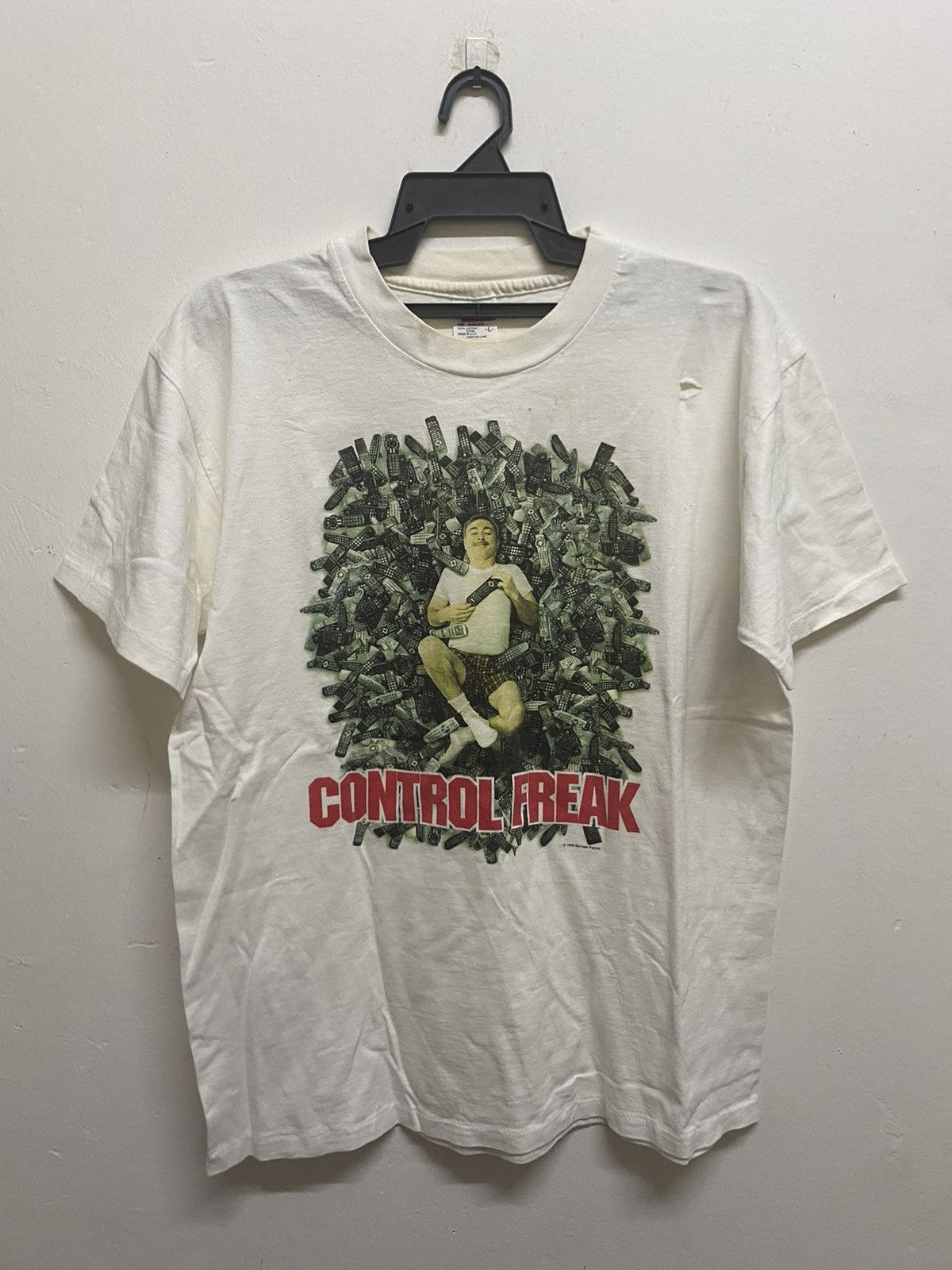 Vintage Vintage 90’s Control Freak Distressed Tee Size US L / EU 52-54 / 3 - 1 Thumbnail