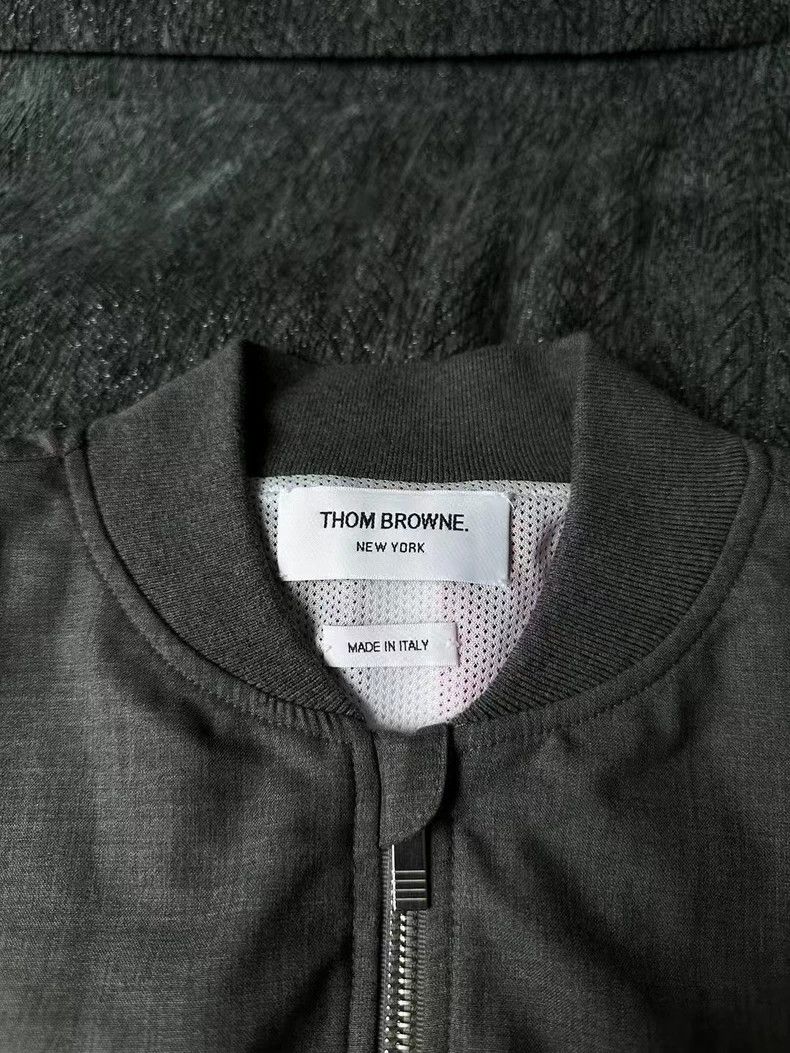 Thom Browne Thom Browne size1 Behind the colorful striped jacket Size US S / EU 44-46 / 1 - 3 Thumbnail