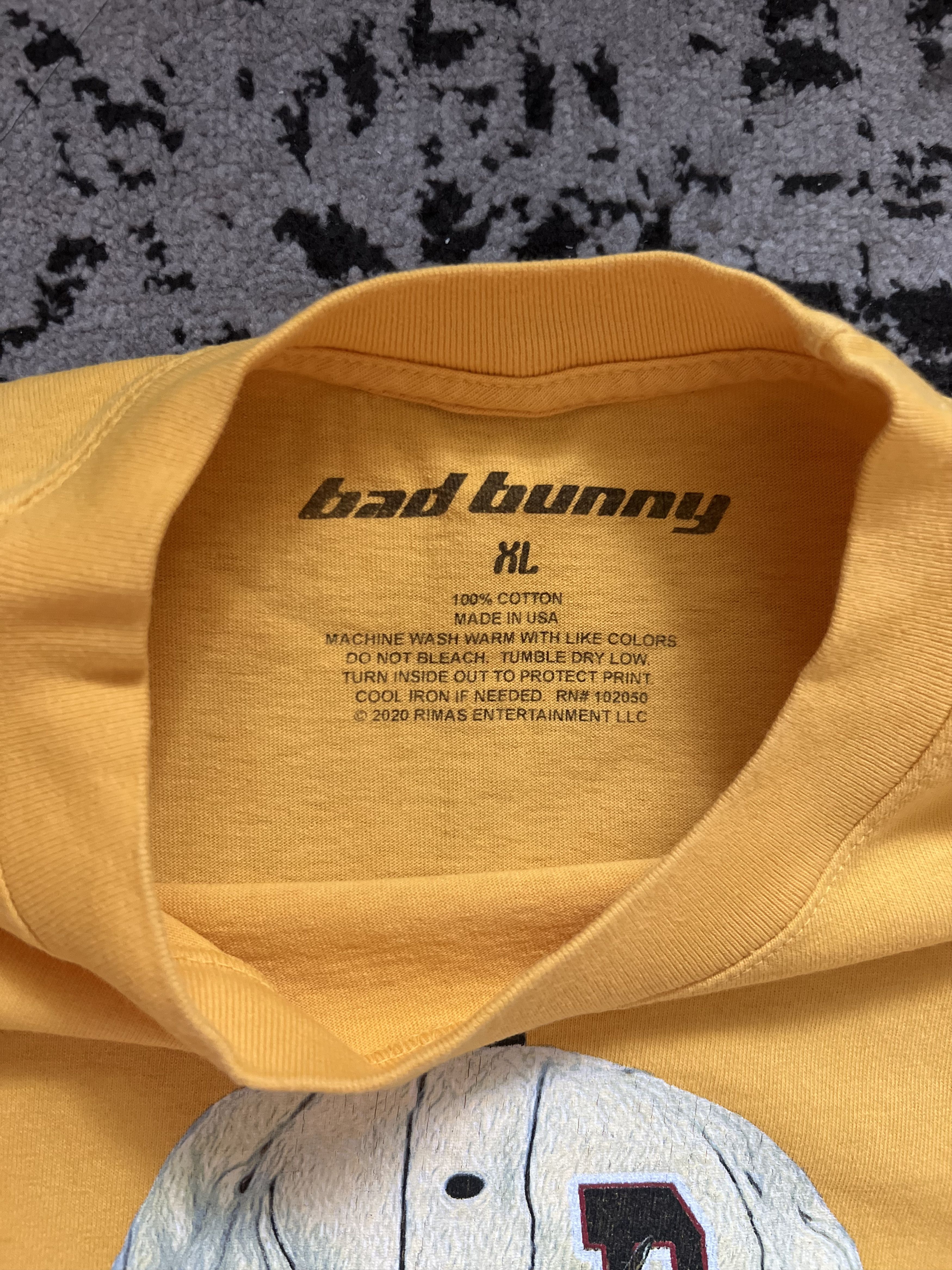 Other BAD BUNNY LAS QUE NO IBAN A SALIR BUNNY TEE XL Size US XL / EU 56 / 4 - 8 Thumbnail