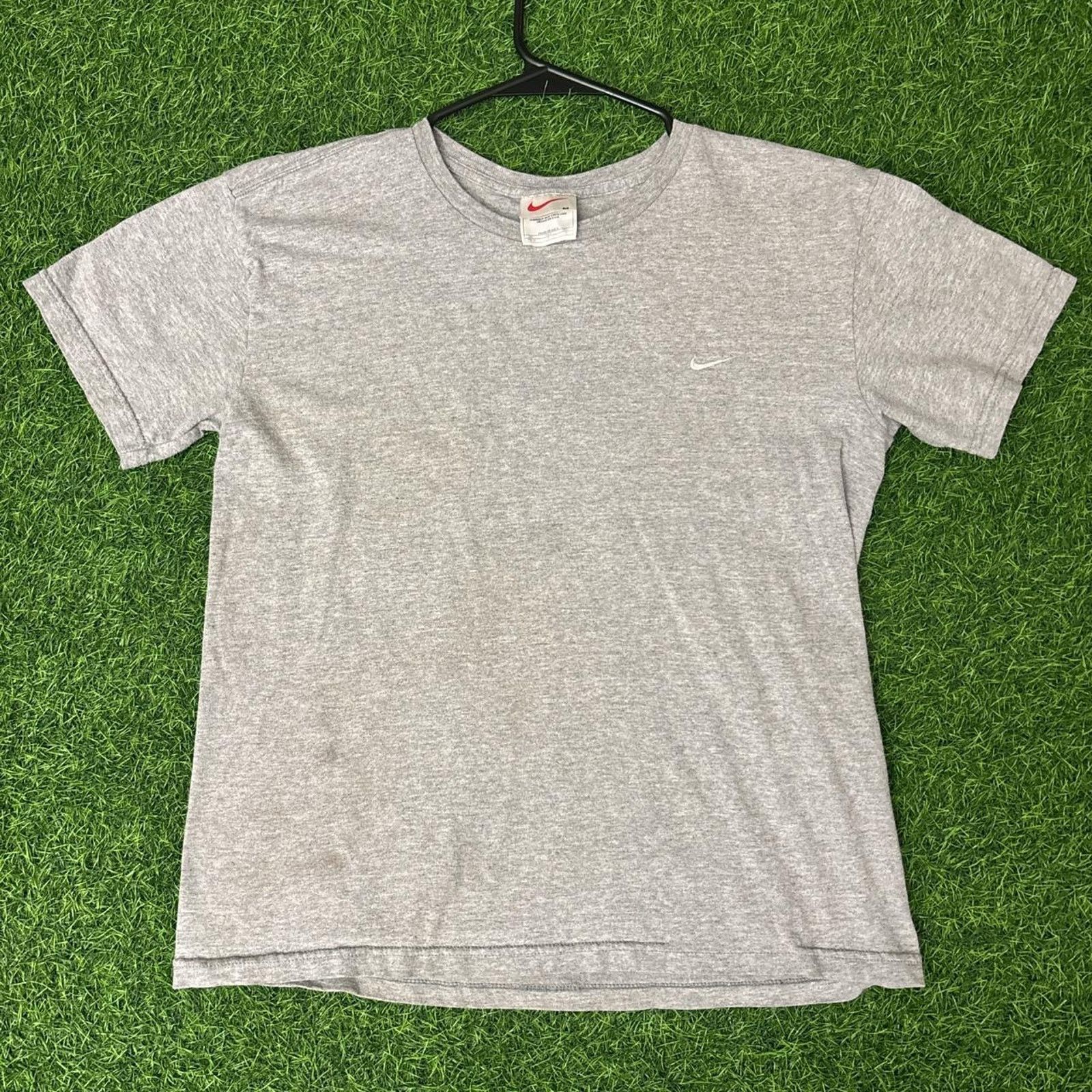 Nike Grey Vintage 90’s Embroidered Nike Scoop Neck Tee Size M / US 6-8 / IT 42-44 - 1 Thumbnail