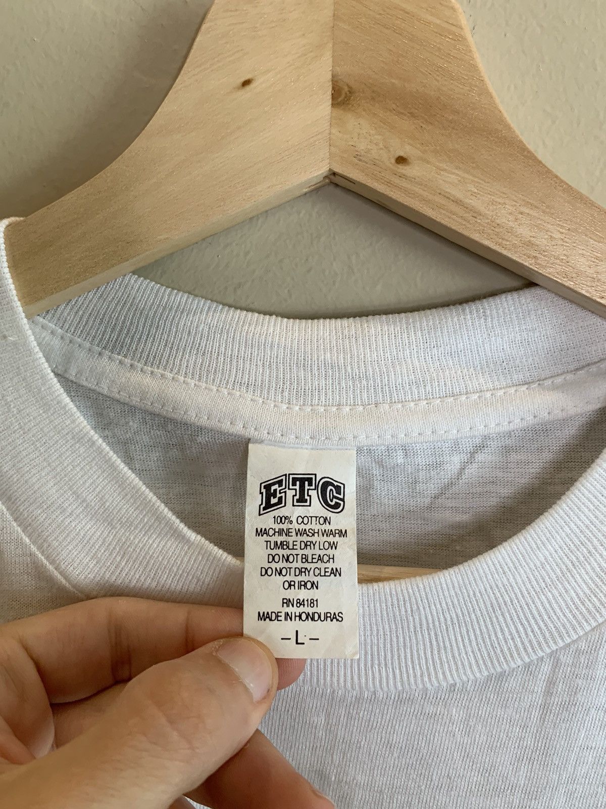 Vintage RARE* Vintage The Light Of God Christian Single Stitch Shirt Size US L / EU 52-54 / 3 - 6 Thumbnail