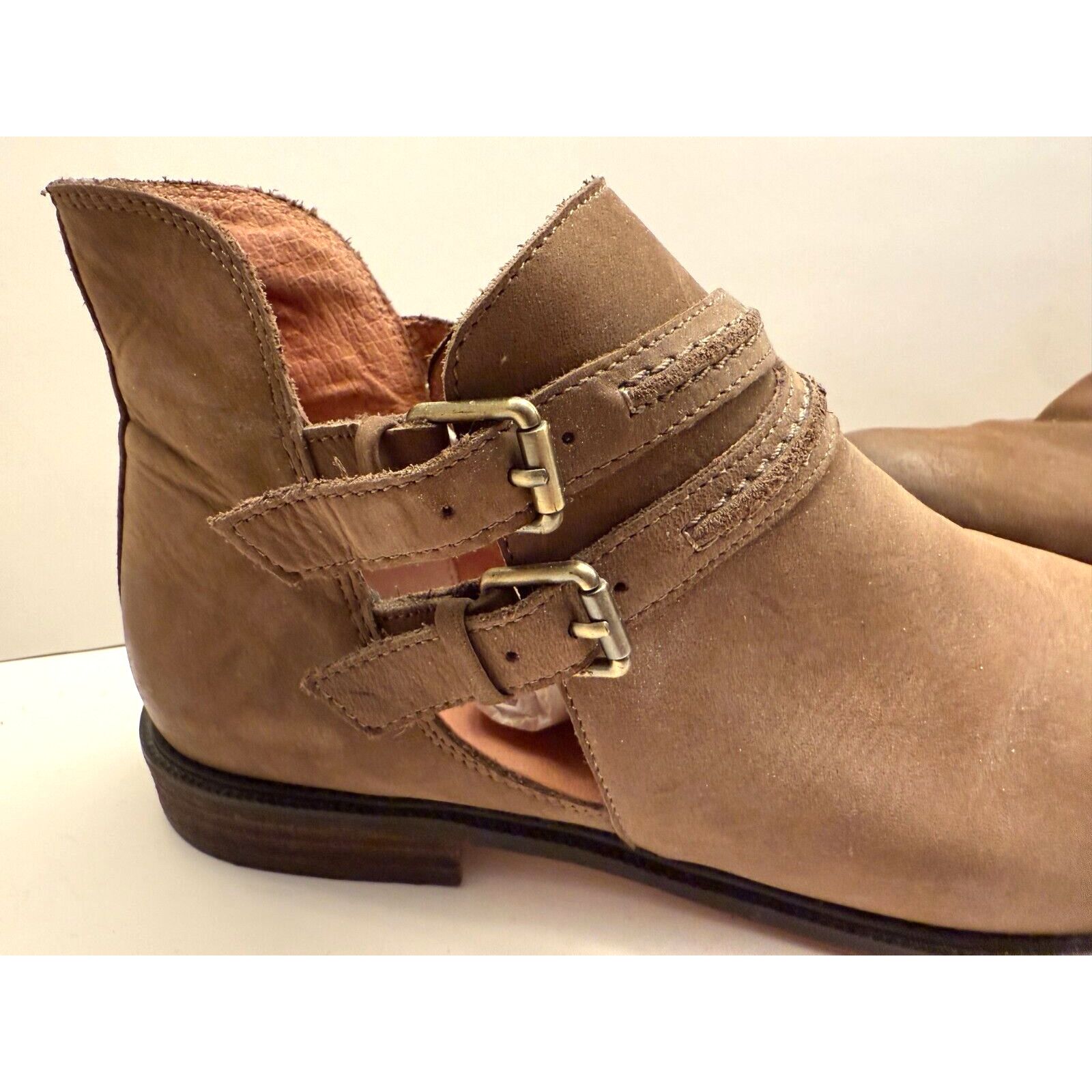 Other Women's Corso Como Islip Cutout Taupe Brown Ankle Boot 9.5 Size US 9.5 / IT 39.5 - 3 Thumbnail