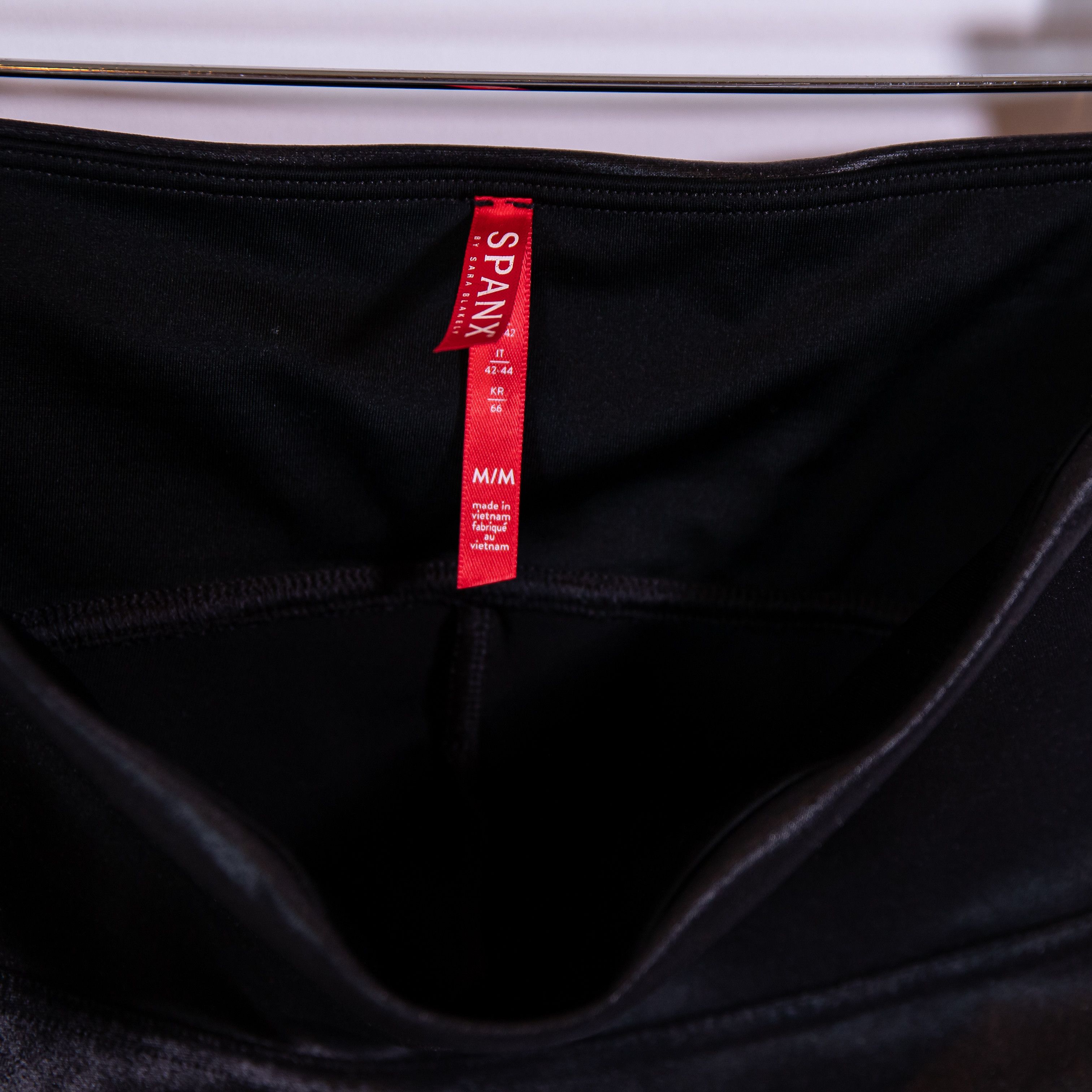 Spanx Spanx Faux Vegan Leather Textured High Size 28" / US 6 / IT 42 - 2 Thumbnail