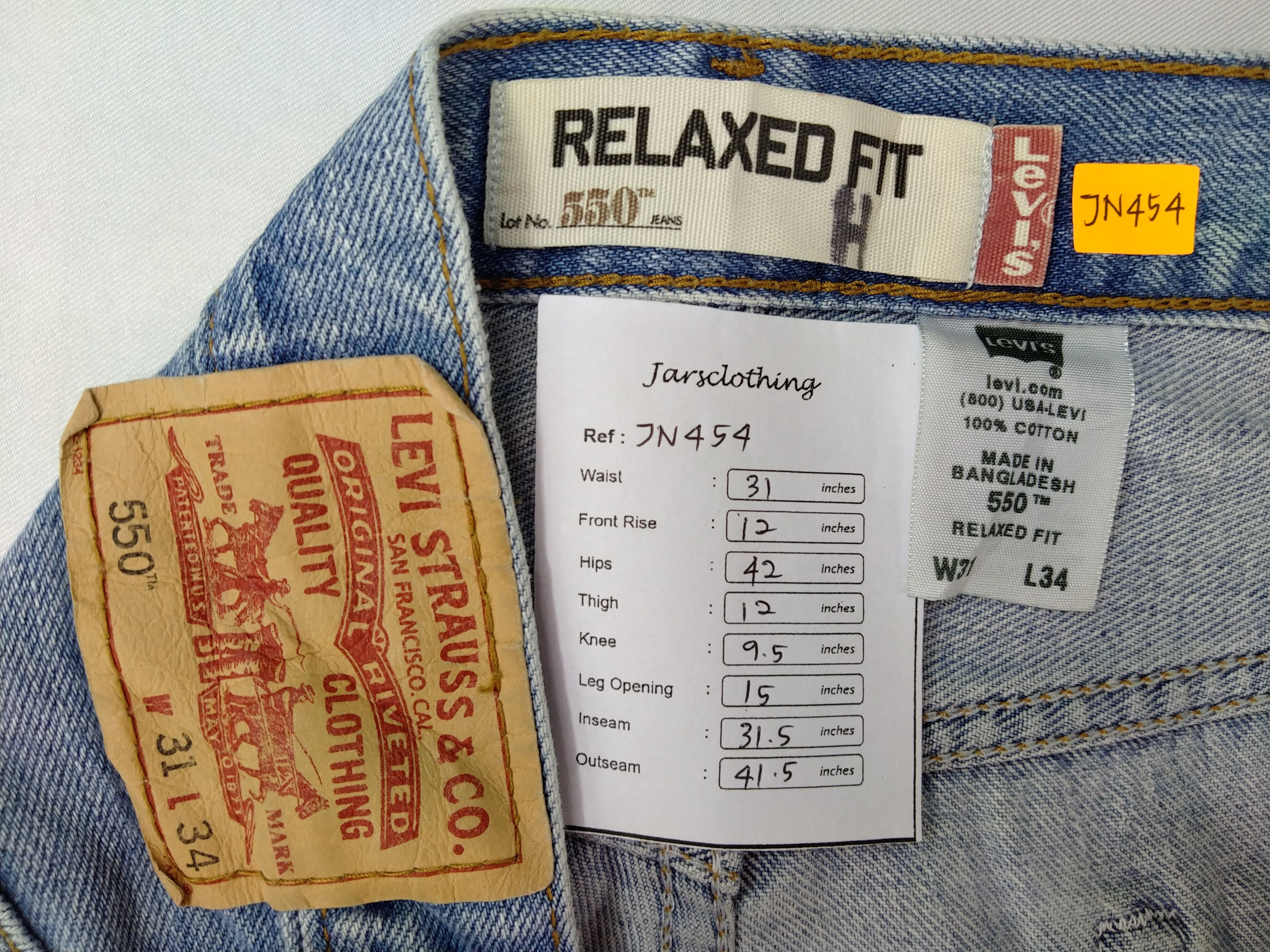 Vintage Light Wash Vintage Levi's 550 Relaxed Fit Denim -JN454 Size US 31 - 10 Thumbnail