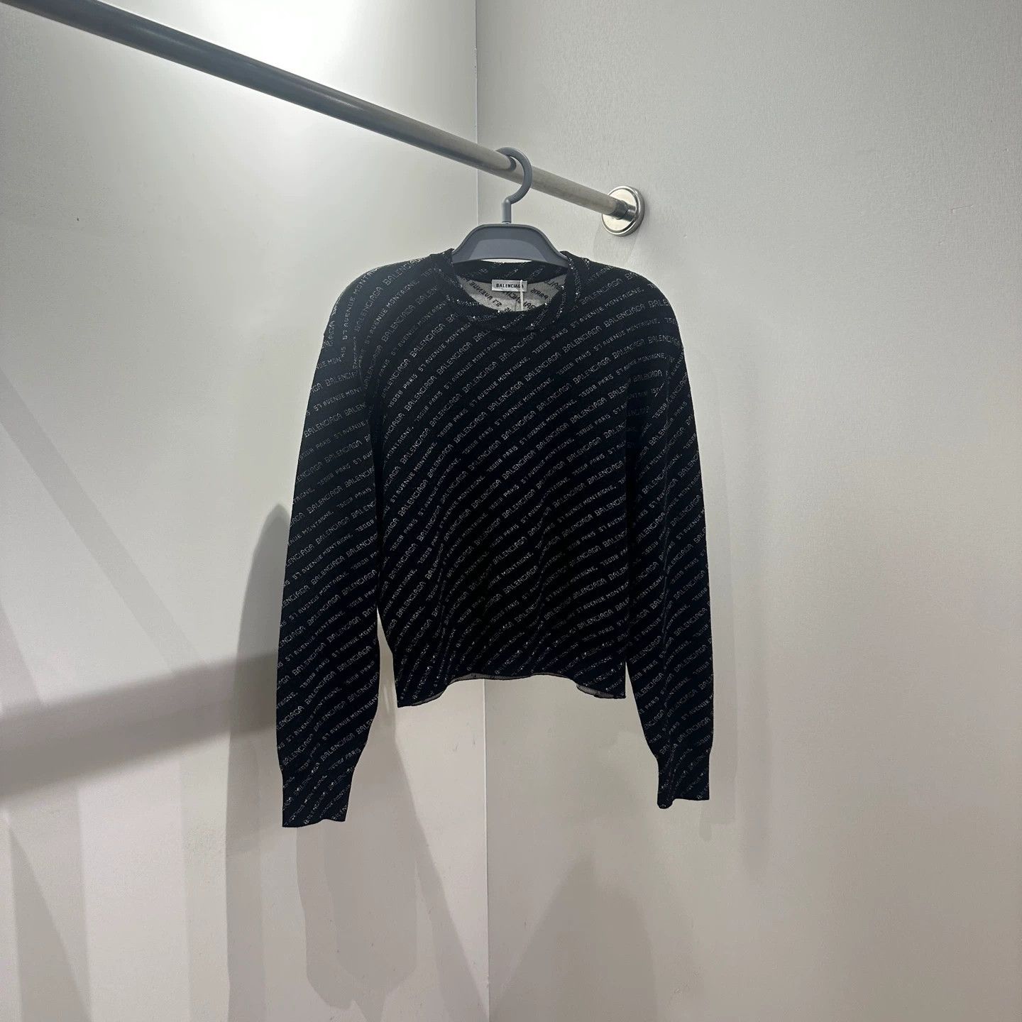Balenciaga Balenciaga may848 Graphic Knit Sweater 38 Size XS / US 0-2 / IT 36-38 - 1 Thumbnail