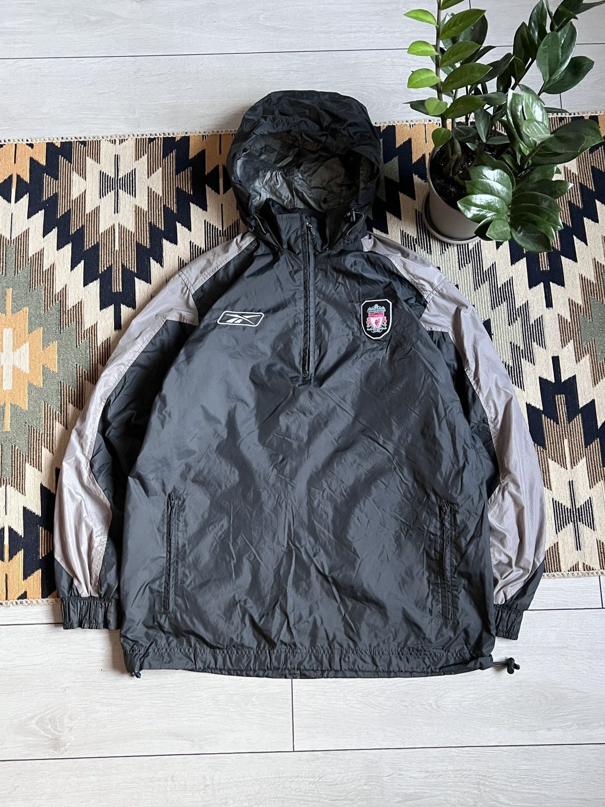 Reebok リバプール　ジャケット XSサイズ Carlsberg Reebok リバプール ジャケット XSサイズ Carlsberg - メルカリ