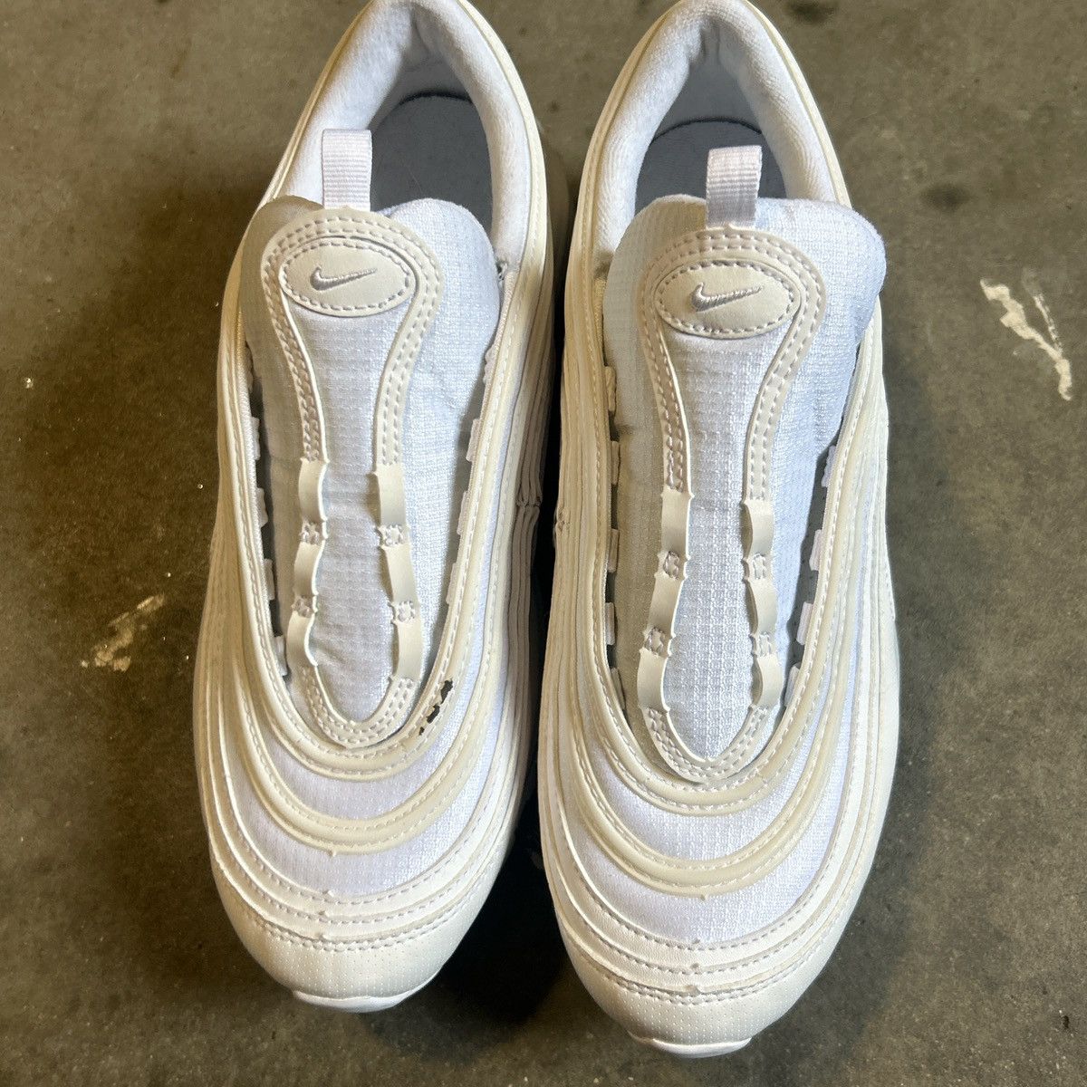 Nike Nike Air Max 97 Triple White Size US 7 / EU 40 - 3 Thumbnail