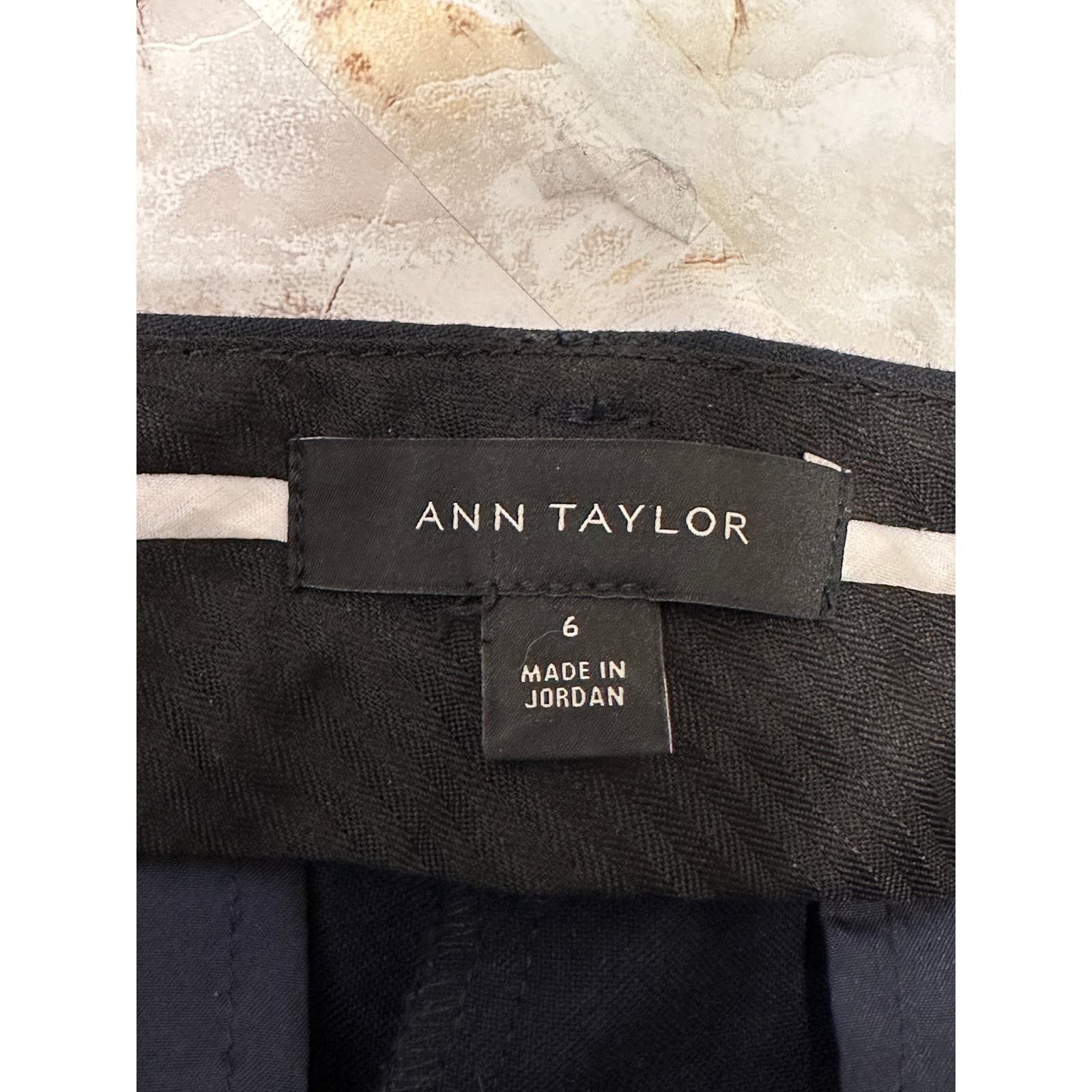 Ann Taylor Ann Taylor Worn Once Navy dress pants straight women 6-34x31 Size 28" / US 6 / IT 42 - 6 Thumbnail