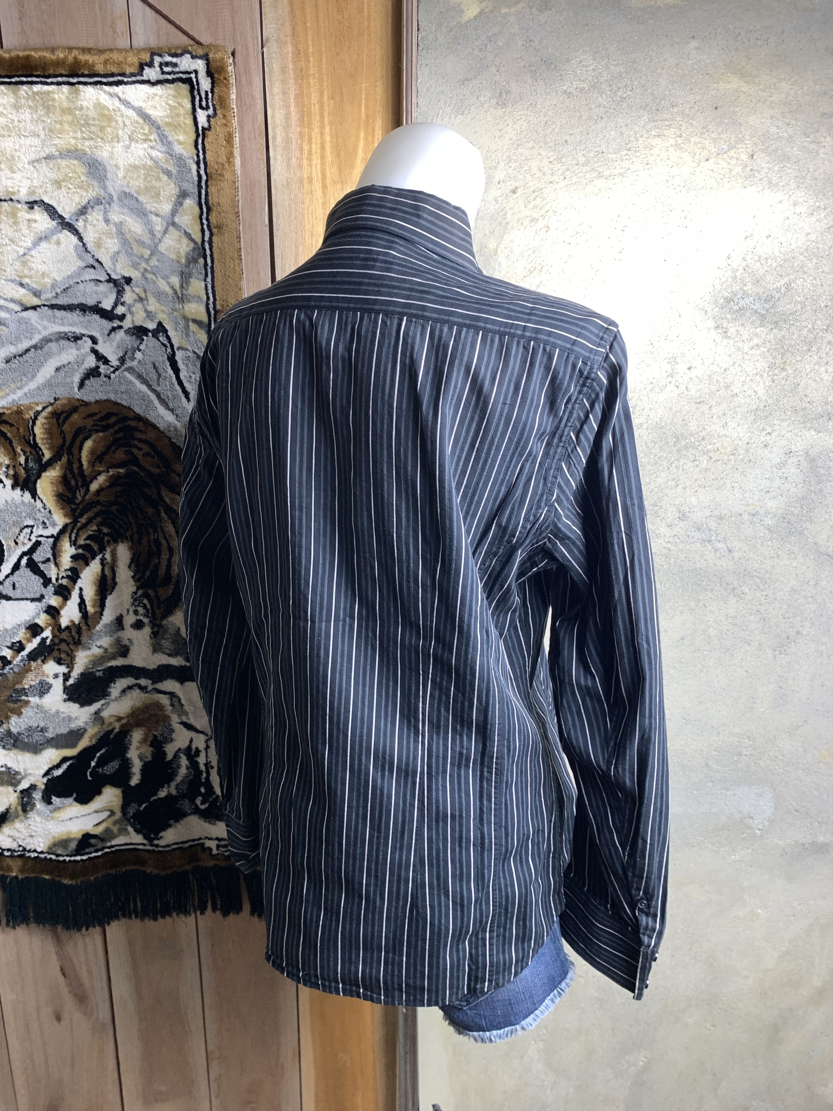 Nicole Club Hideaways Nicole Black Patchwork J-Sleeves Fitted Shirt (M) Size US M / EU 48-50 / 2 - 10 Thumbnail
