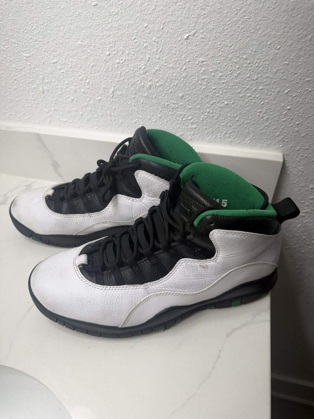 Jordan Brand Jordan 10 Retro Seattle Size US 11.5 / EU 44-45 - 1 Thumbnail