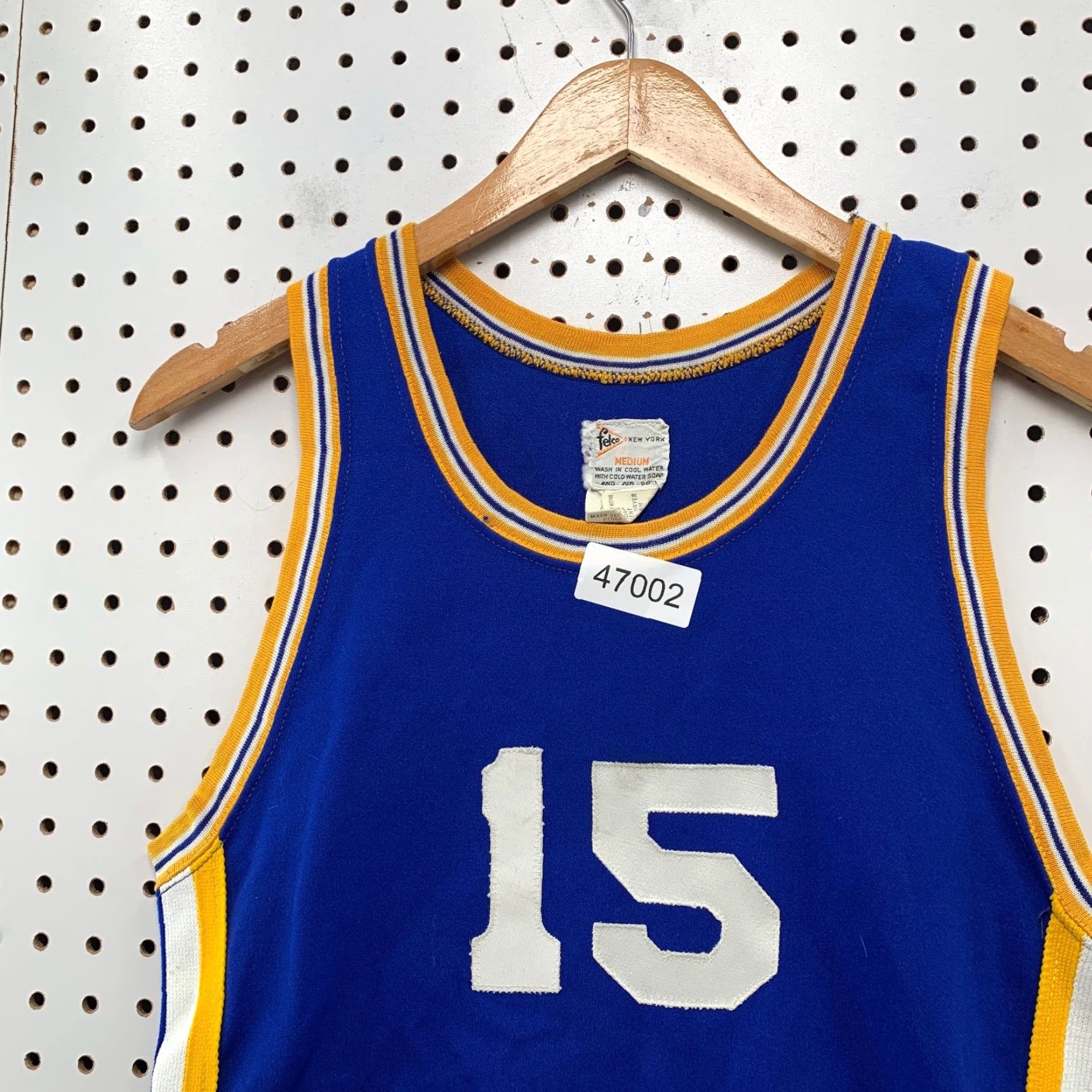 Vintage VINTAGE Felco Basketball Jersey Mens M Blue Yellow #15 USA Size US M / EU 48-50 / 2 - 6 Thumbnail
