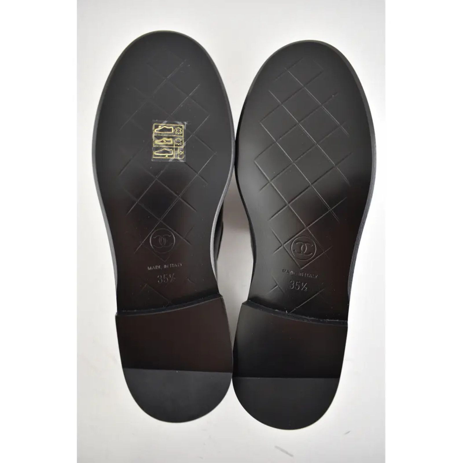 Chanel Chanel Flap Turnlock CC Logo Mule Slip On Flat Loafer 35.5 Size US 5.5 / IT 35.5 - 12 Thumbnail