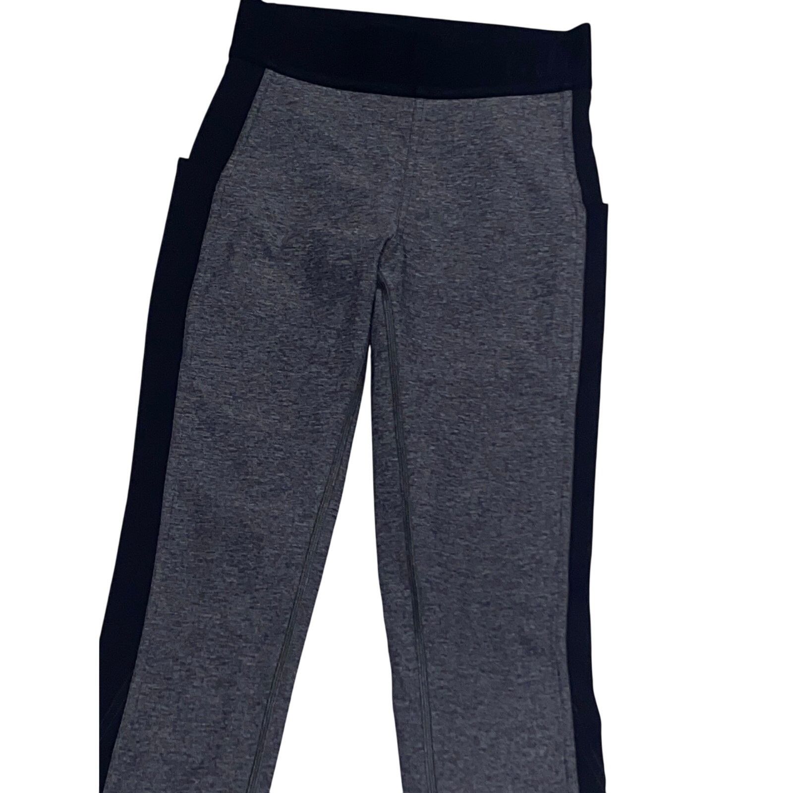 Lululemon Lululemon Womens Black and Gray Capri Leggings Size 27" / US 4 / IT 40 - 2 Thumbnail