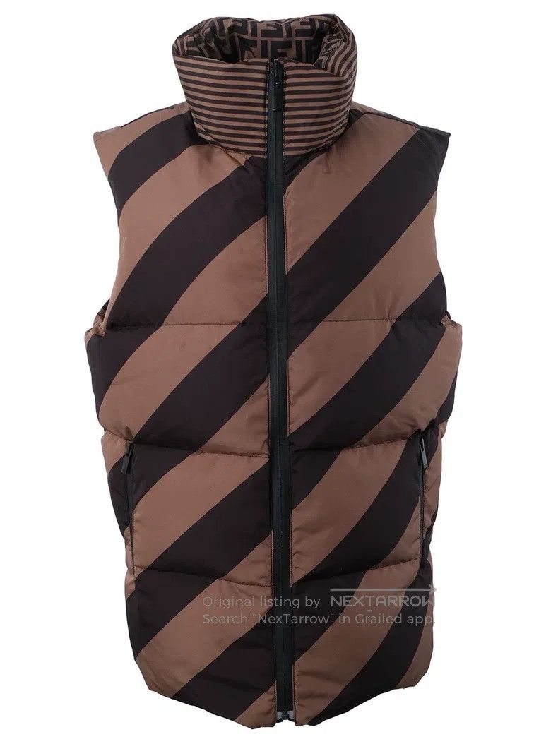 Fendi Fendi Double-sided full-print logo vest down jacket Size US S / EU 44-46 / 1 - 6 Thumbnail
