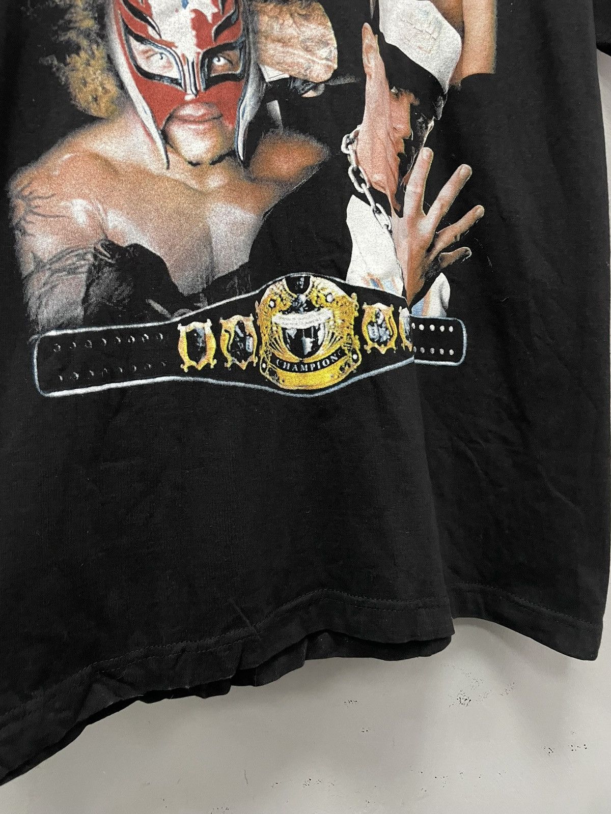 WWE Rare 90s WWE t-shirt The Big Apple Rey Mysterio Cena 2000s Size US L / EU 52-54 / 3 - 4 Thumbnail