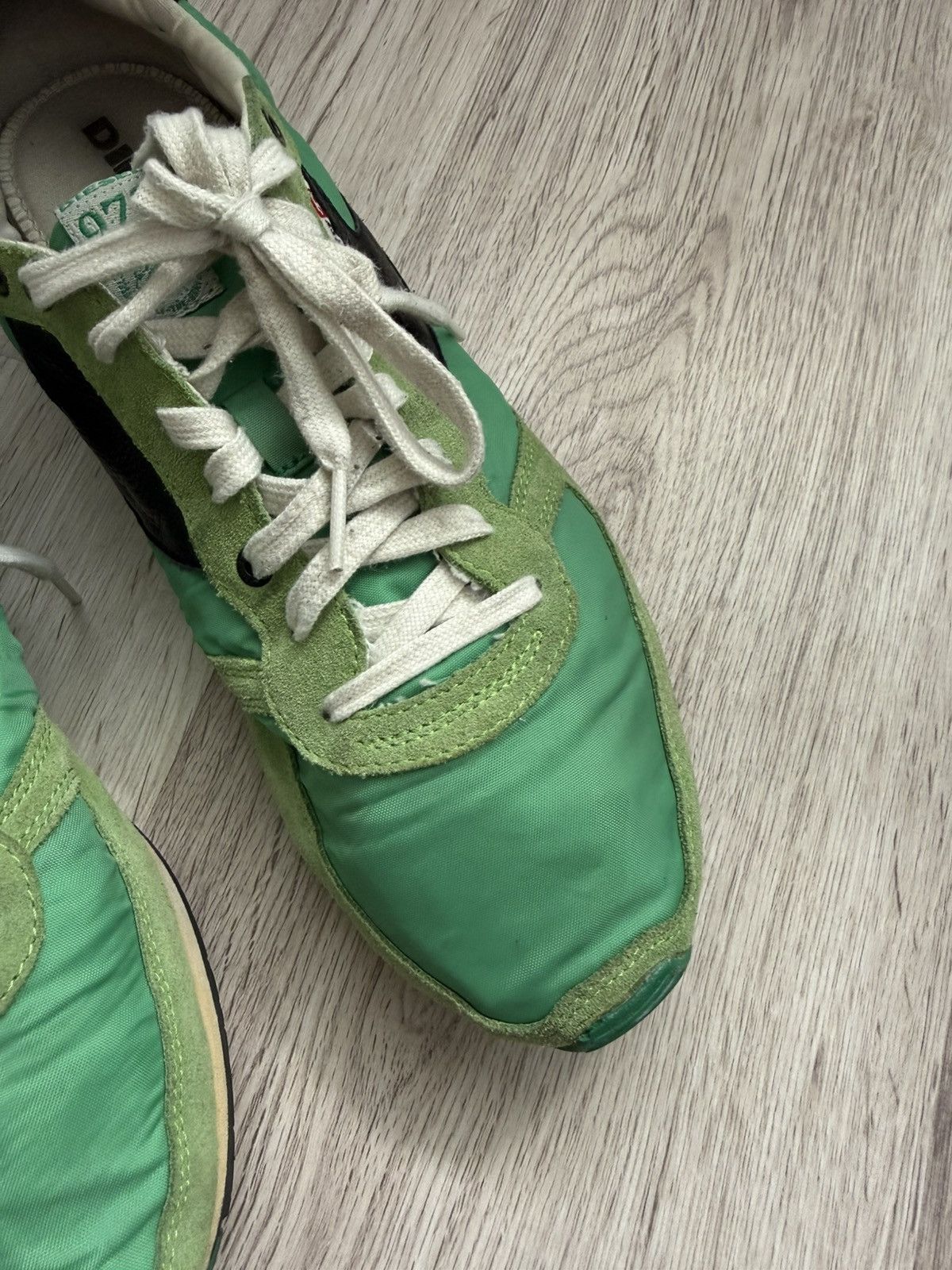 Diesel Vintage Diesel 978 Archive Runner Sneakers Green Y2K Nylon Size US 10.5 / EU 43-44 - 4 Thumbnail