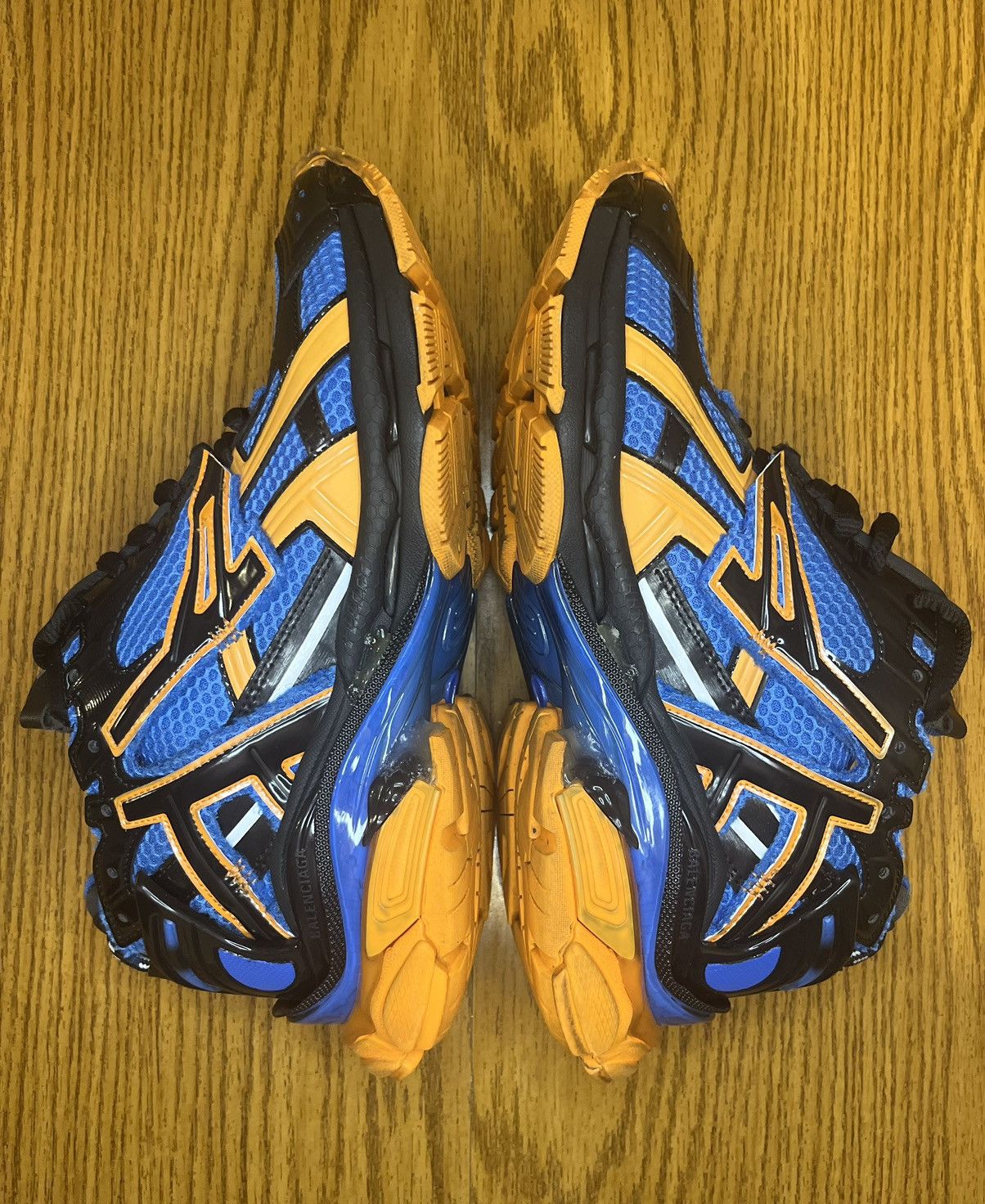 Balenciaga Balenciaga Runner Sneaker (Blue/Orange) Size US 9 / EU 42 - 3 Thumbnail