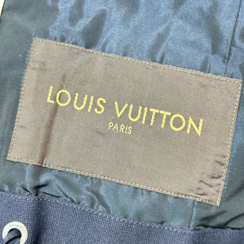 Louis Vuitton Louis Vuitton Co-branded Victory Gesture Badge Hooded Jack Size US S / EU 44-46 / 1 - 3 Thumbnail