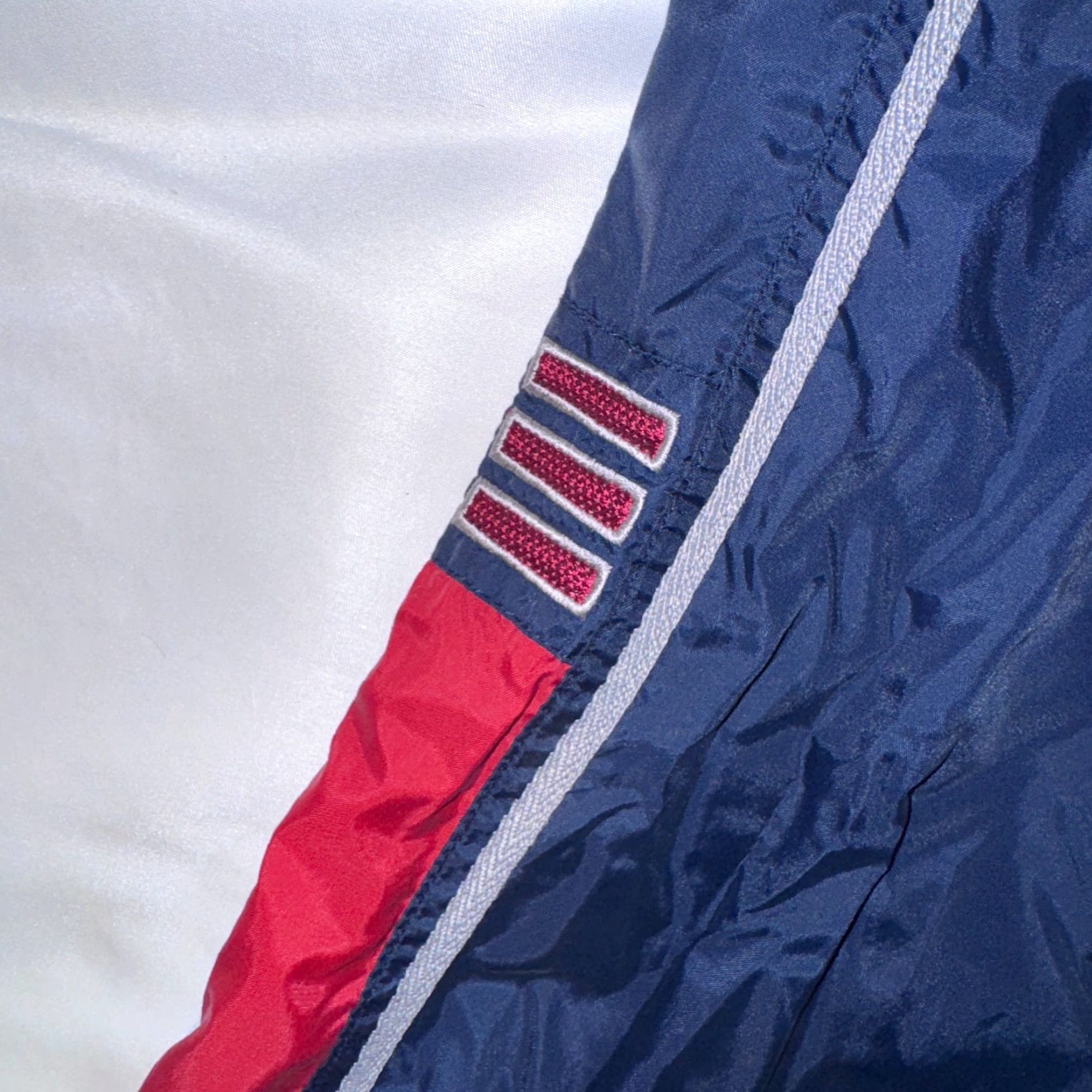 Adidas Vintage Adidas Track Pants XL Navy Baggy Windbreaker Jogger Zipper Ankle 90s Size US 36 / EU 52 - 4 Thumbnail