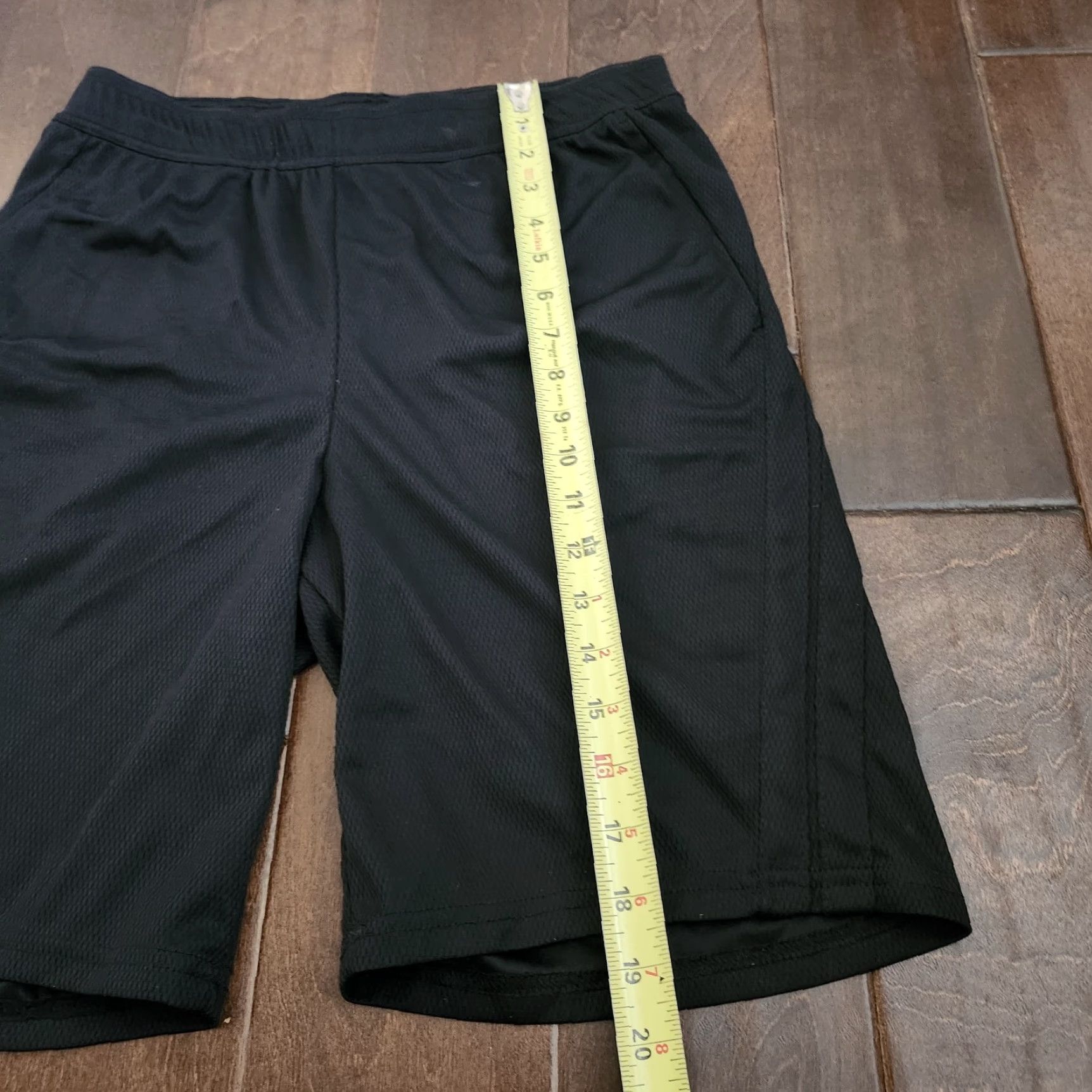 Vintage VINTAGE All In Motion Womens Small Black Athletic Gym Shorts Elastic Waist Size 28" / US 6 / IT 42 - 3 Thumbnail