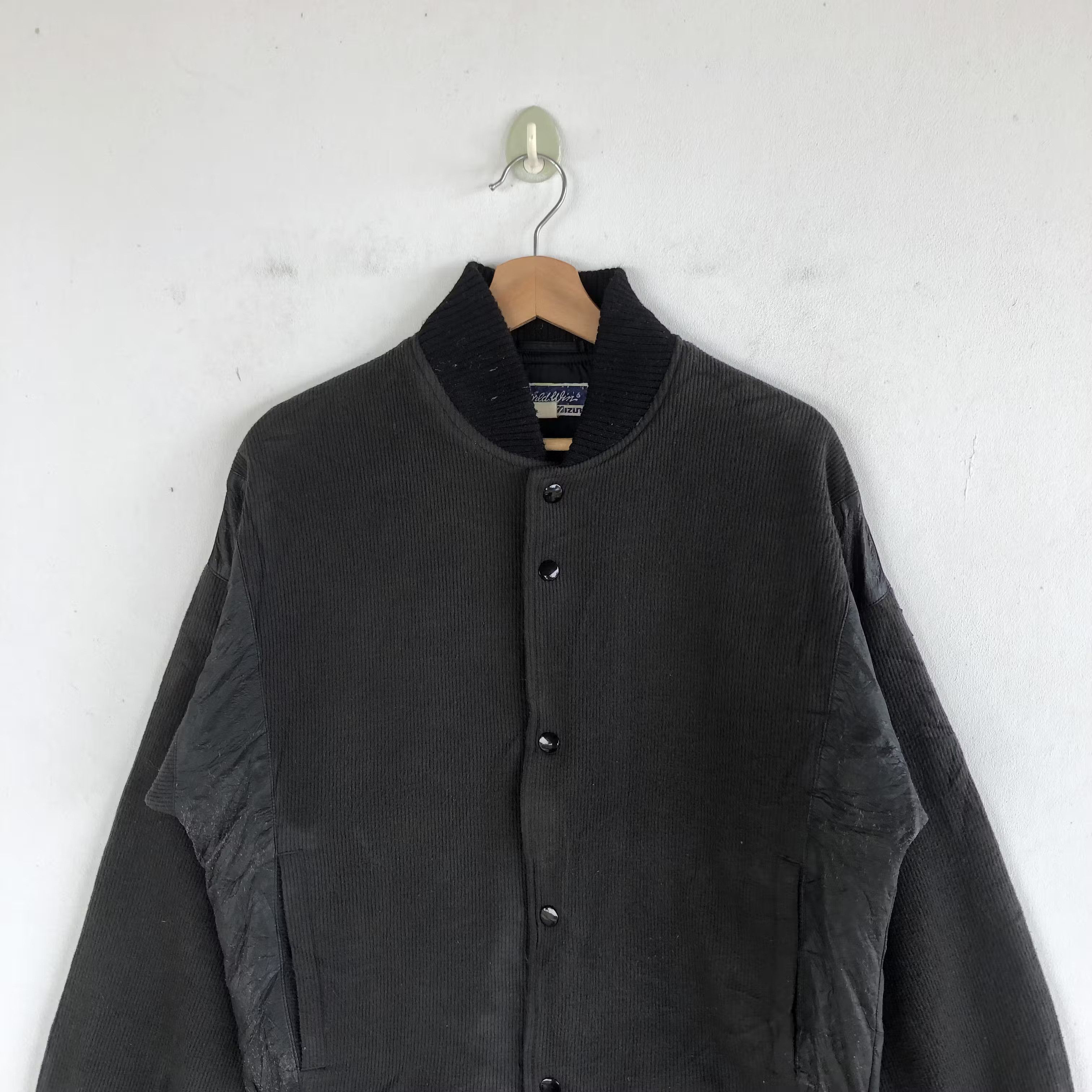 Mizuno × Vintage Vintage Mizuno Varsity Jackets Japanese Wool Jacket Size US L / EU 52-54 / 3 - 3 Thumbnail