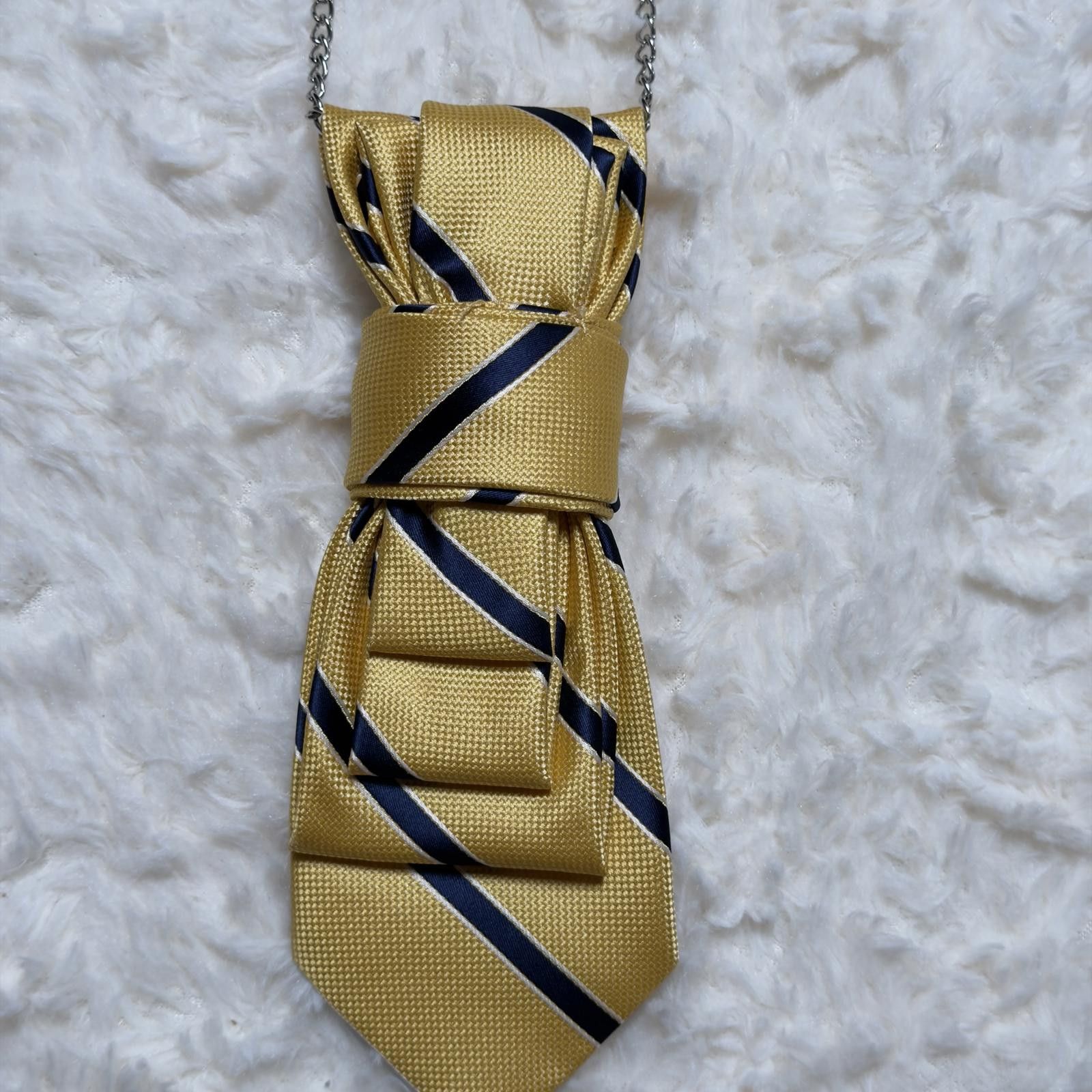 The Unbranded Brand Yellow Blue Striped Mini Necktie Necklace Chain Y2K Tie Size ONE SIZE - 3 Thumbnail