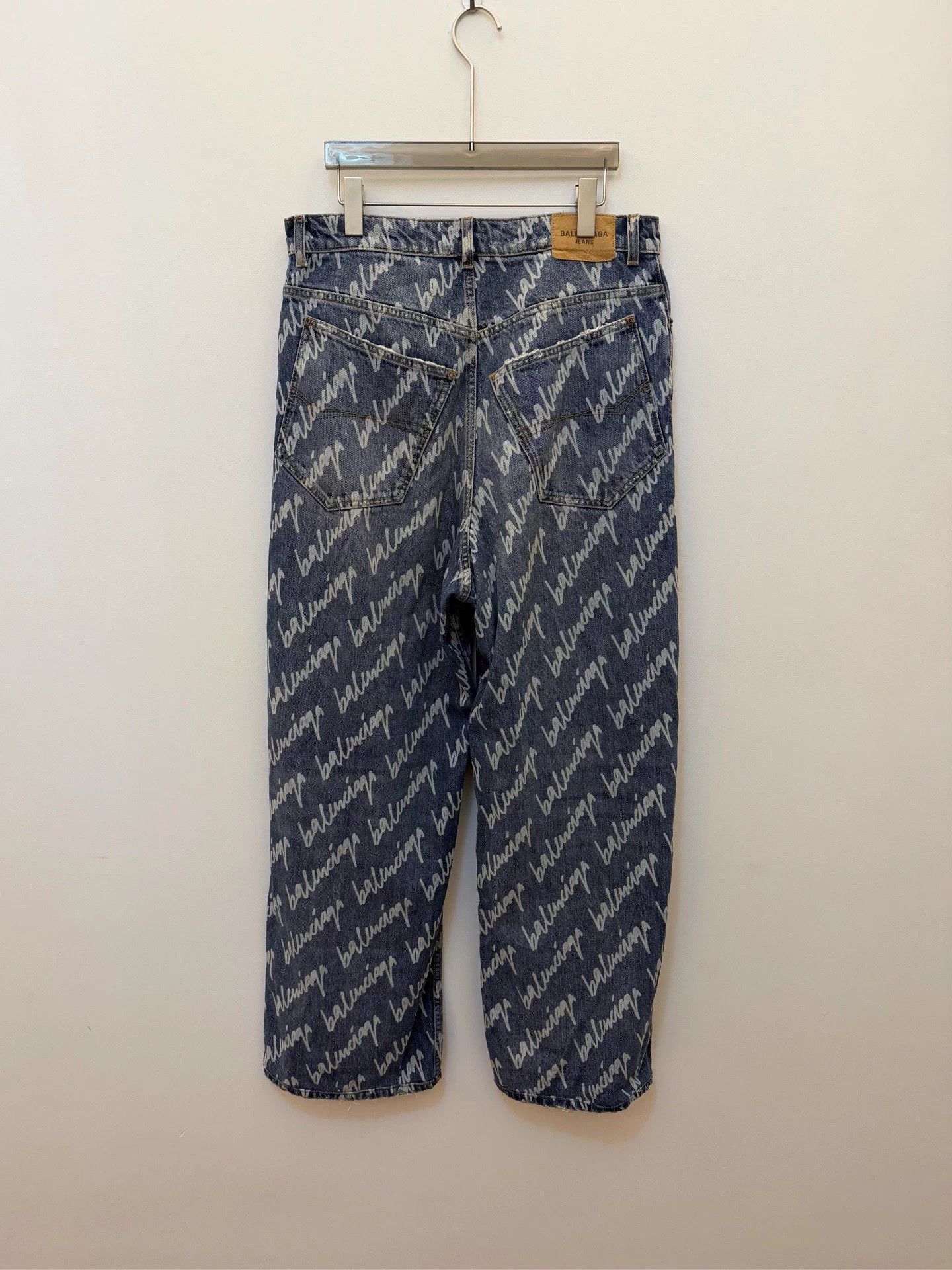 Balenciaga BALENCIAGA SS22 All Over Logo Blue Straight Jeans Men's S Size US 30 / EU 46 - 2 Thumbnail