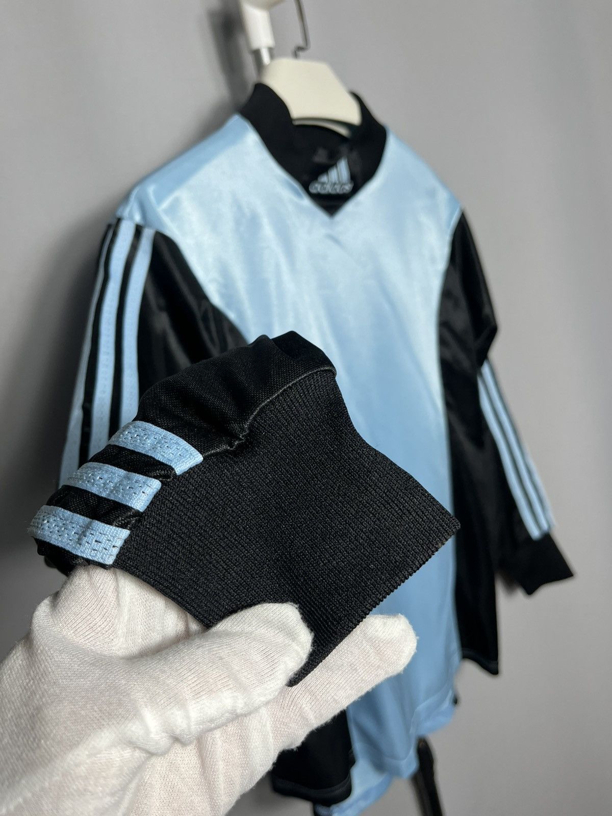 Adidas Adidas jersey goalkeeper shirt soccer long sleeve 1999 2000 Size US S / EU 44-46 / 1 - 3 Thumbnail