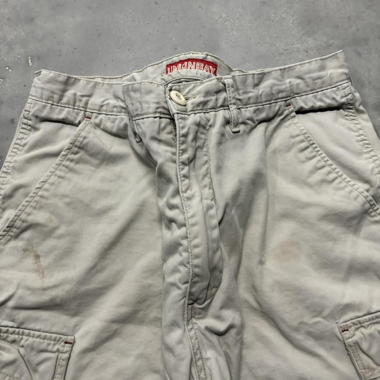 Japanese Brand × Vintage Crazy Vintage Y2K/2000s Cream Skater Style Cargo Shorts! Size US 32 / EU 48 - 2 Thumbnail
