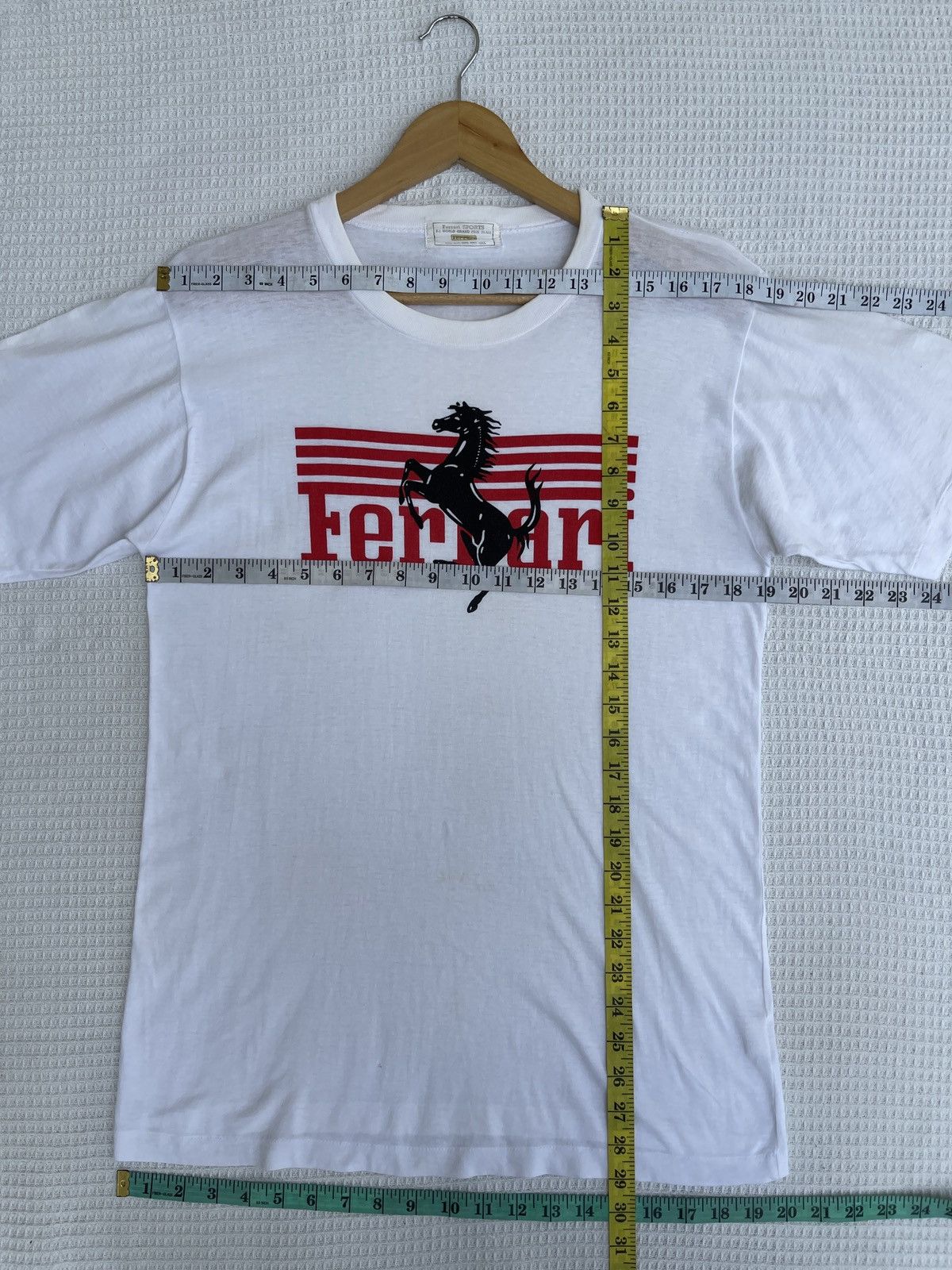 Ferrari × Formula 1 × Vintage Last Drop🔥Vtg 70s/80s Ferarri F-1 World Grand Prix Team Tee Size US M / EU 48-50 / 2 - 10 Thumbnail
