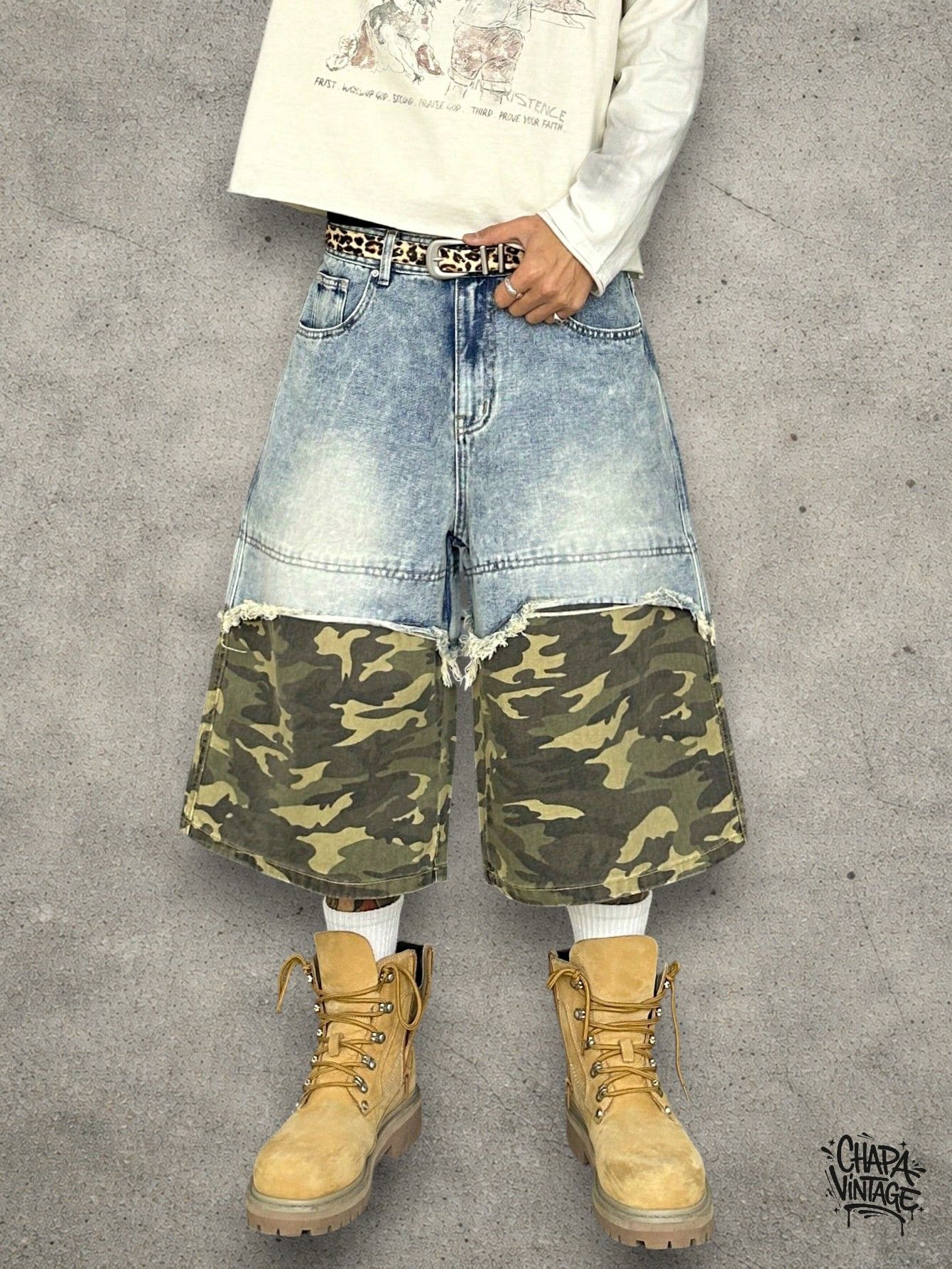 Jean Vintage straight camo jeans shorts Size US 32 / EU 48 - 4 Thumbnail