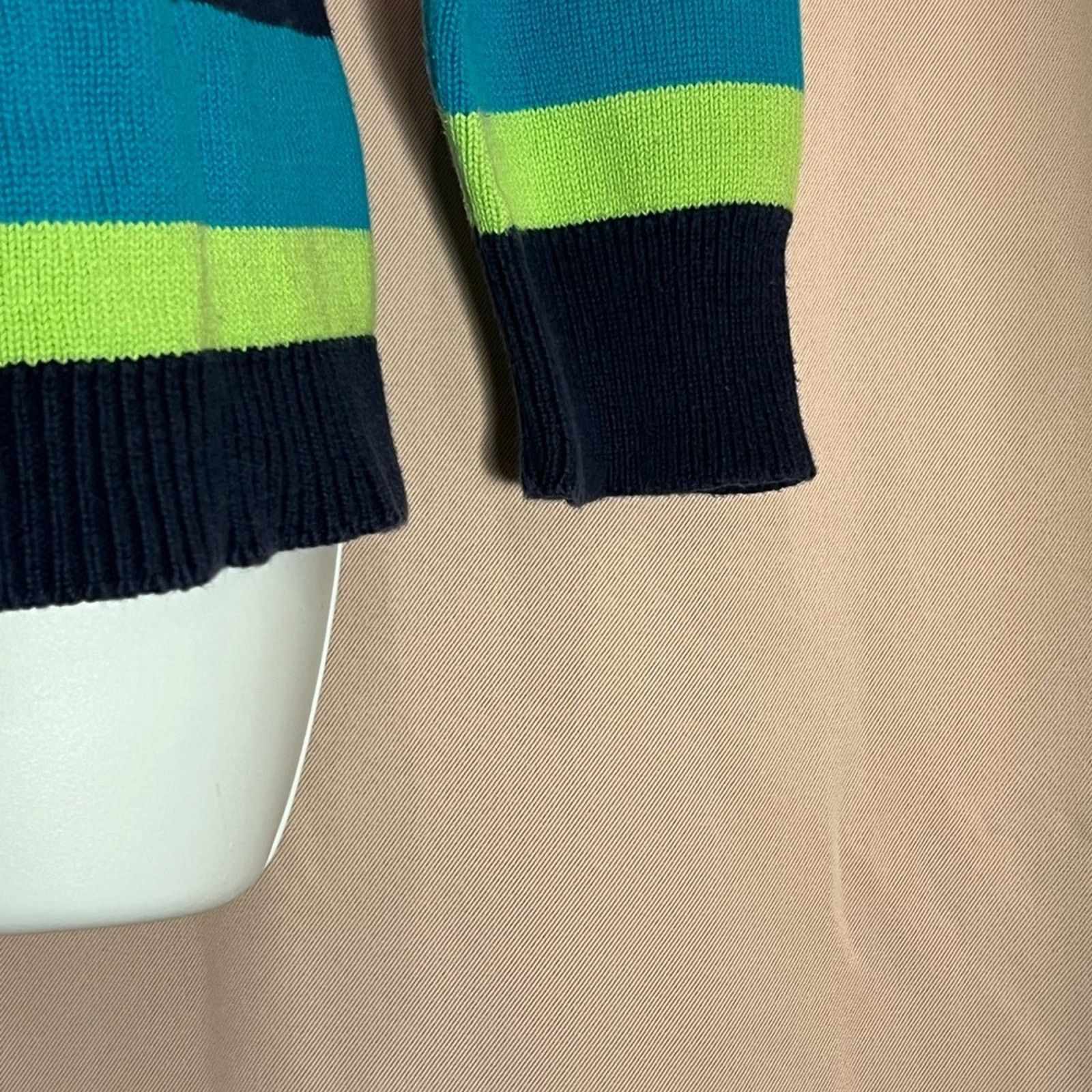 Gap Sweater Weather 4-Seater Bundle – Sizes L & XL Size L / US 10 / IT 46 - 8 Thumbnail