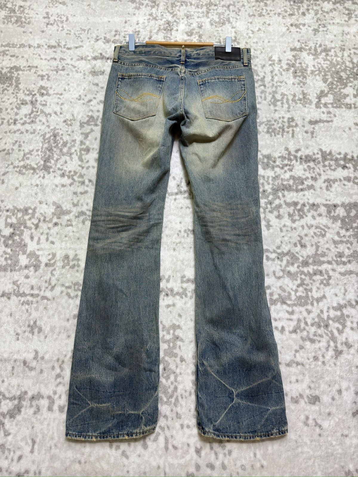 Vintage CavariA Distressed Mud Wash Whiskered Vkei jeans