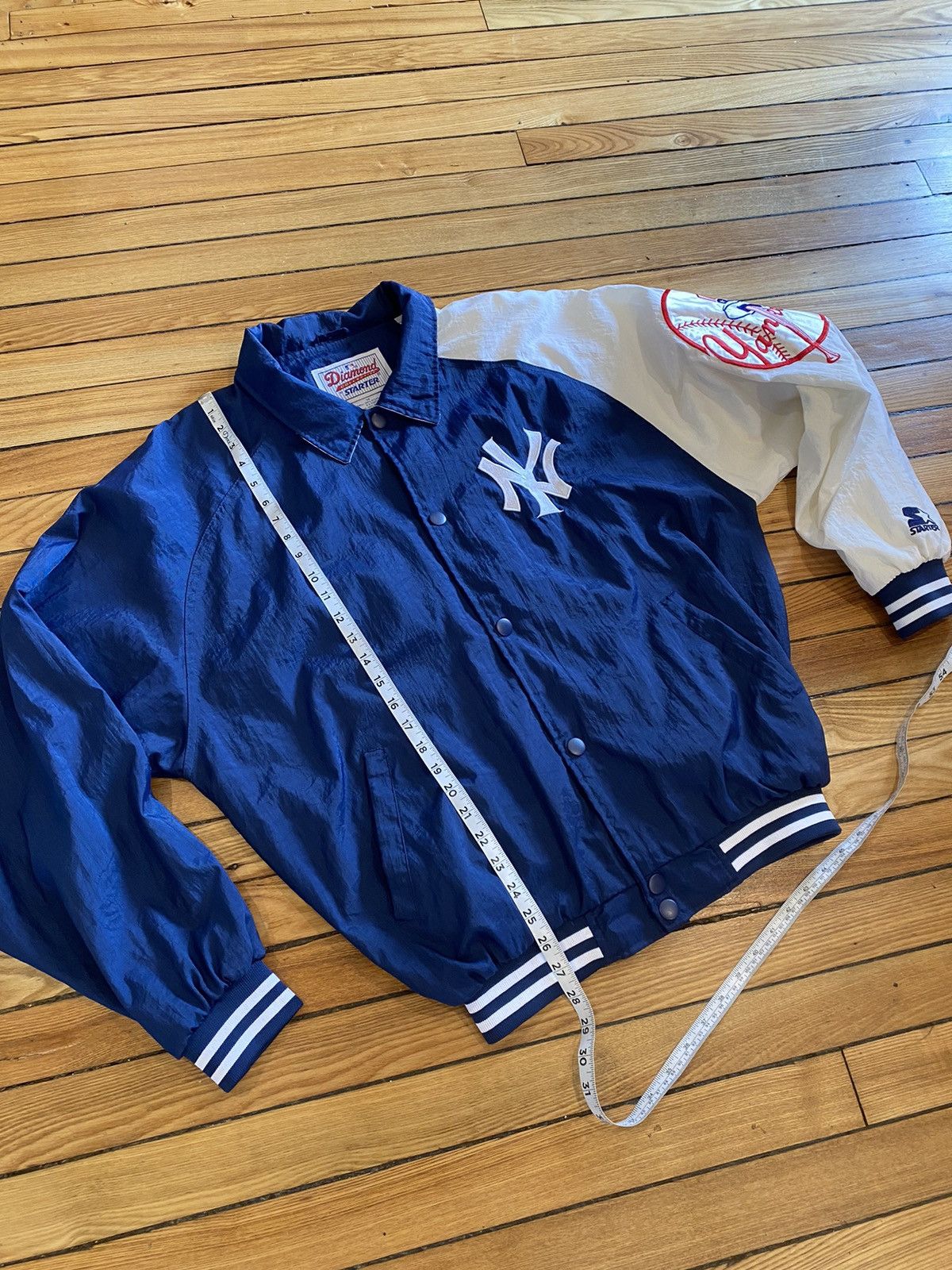 Starter Vintage NY Yankees starter ⭐️ jacket Med Size US M / EU 48-50 / 2 - 6 Thumbnail