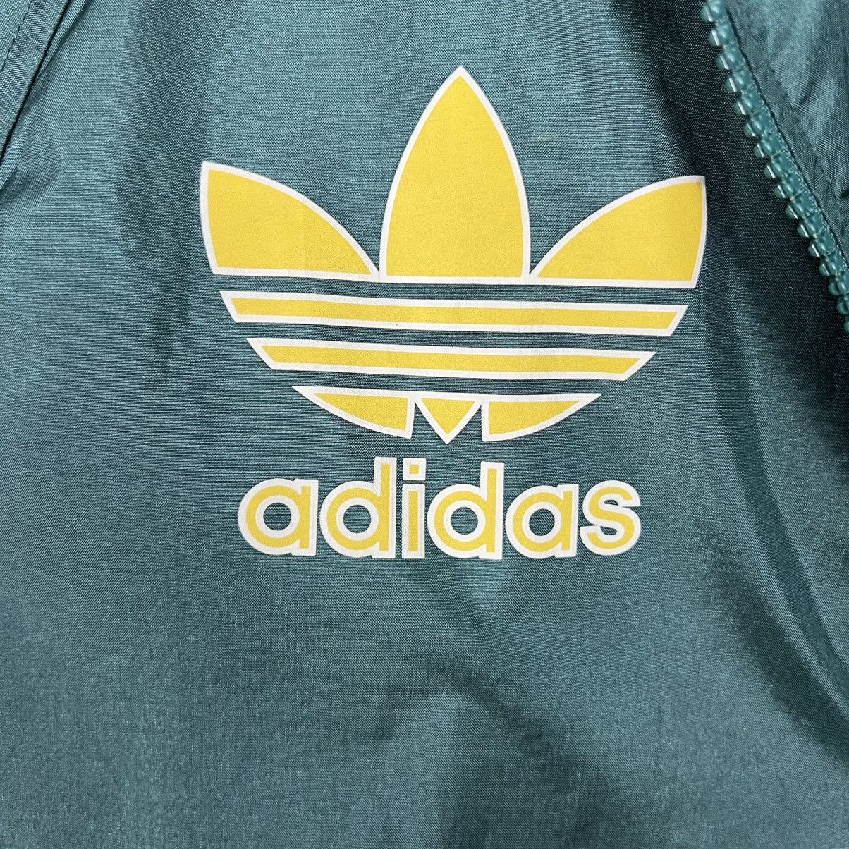 Adidas Vintage ADIDAS Trefoil Big Logo Nylon Jacket #4288-C195 Size US M / EU 48-50 / 2 - 7 Thumbnail