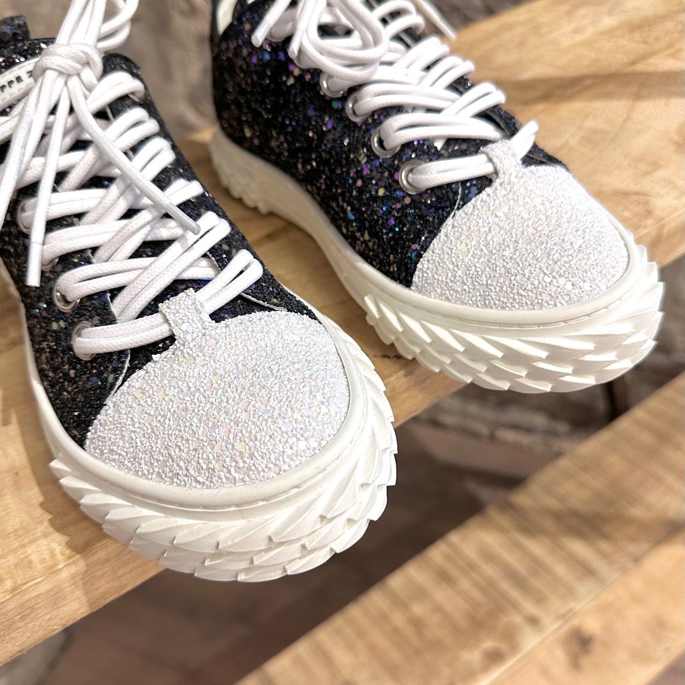 Giuseppe Zanotti Giuseppe Zanotti Purple Glitter Blabber Sneakers Size US 6 / IT 36 - 4 Thumbnail