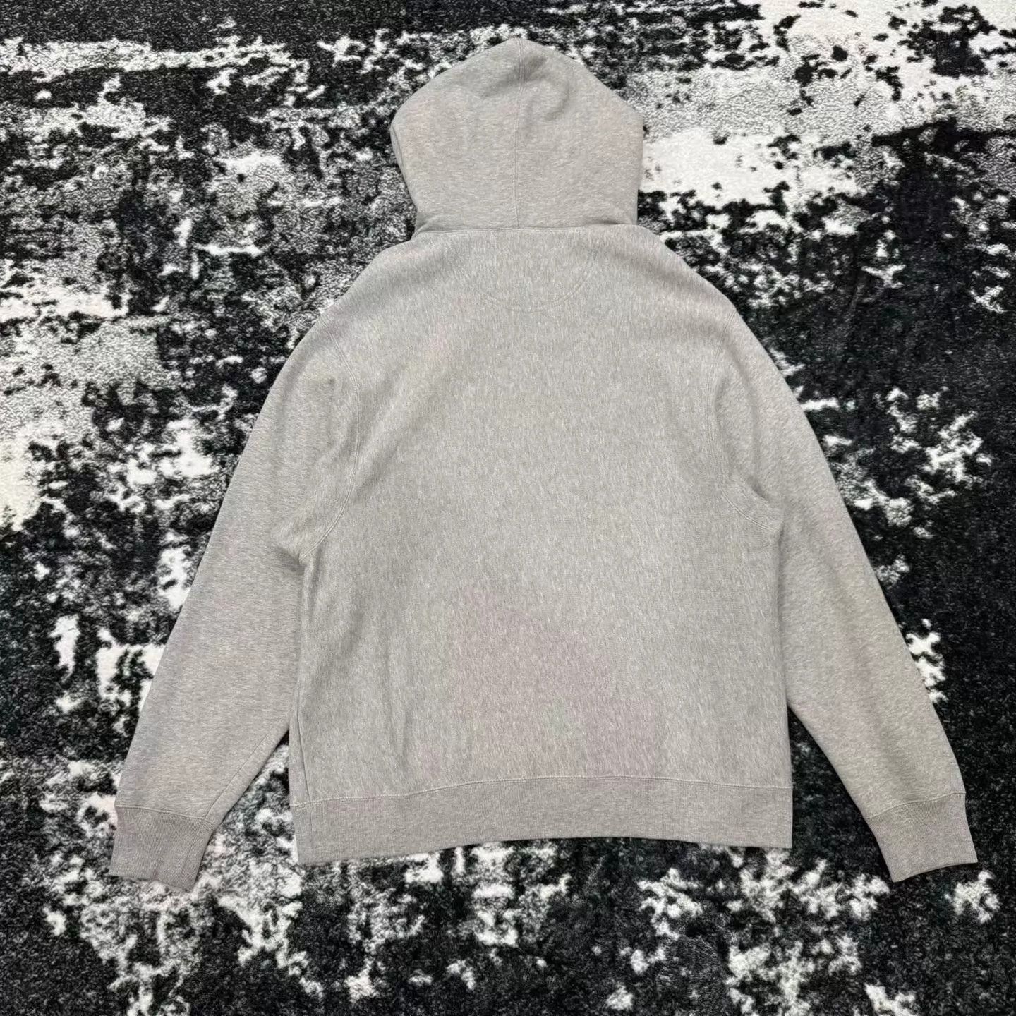 Gucci Gucci x Disney Mickey Mouse Gray Hoodie L Size US L / EU 52-54 / 3 - 6 Thumbnail