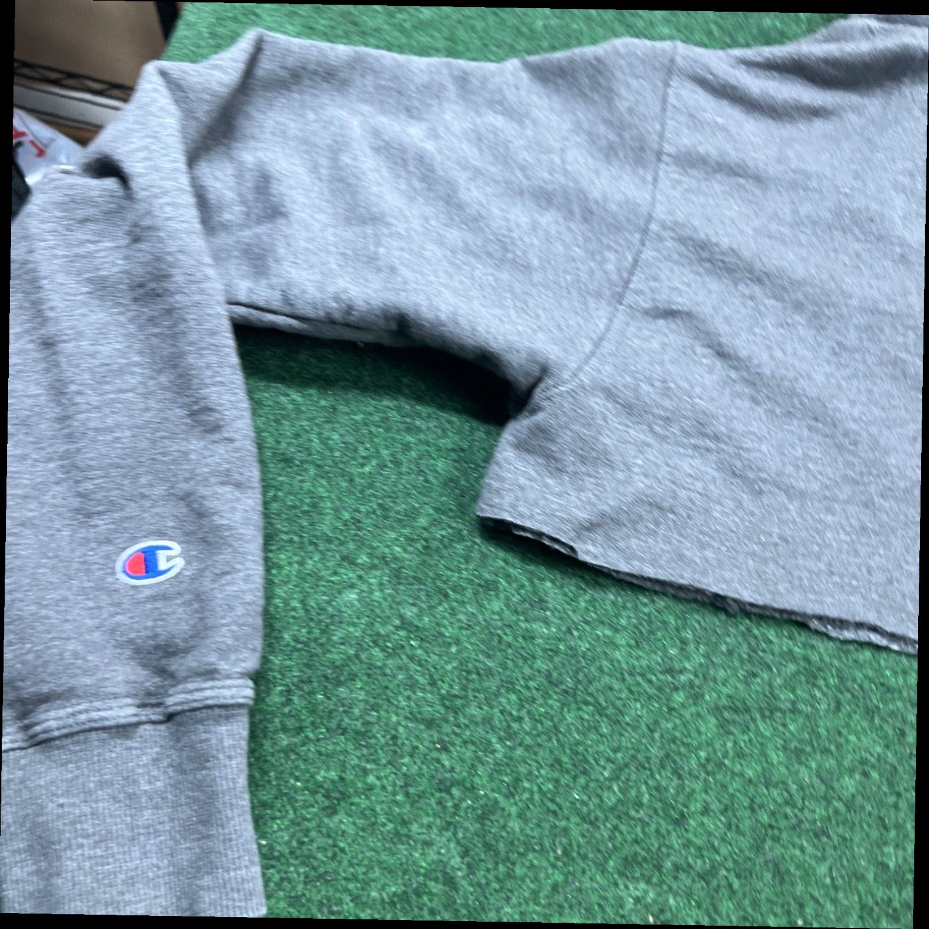 Champion Champion Sweater Womens Sz Small Gray Pullover Crop Top Size S / US 4 / IT 40 - 8 Thumbnail